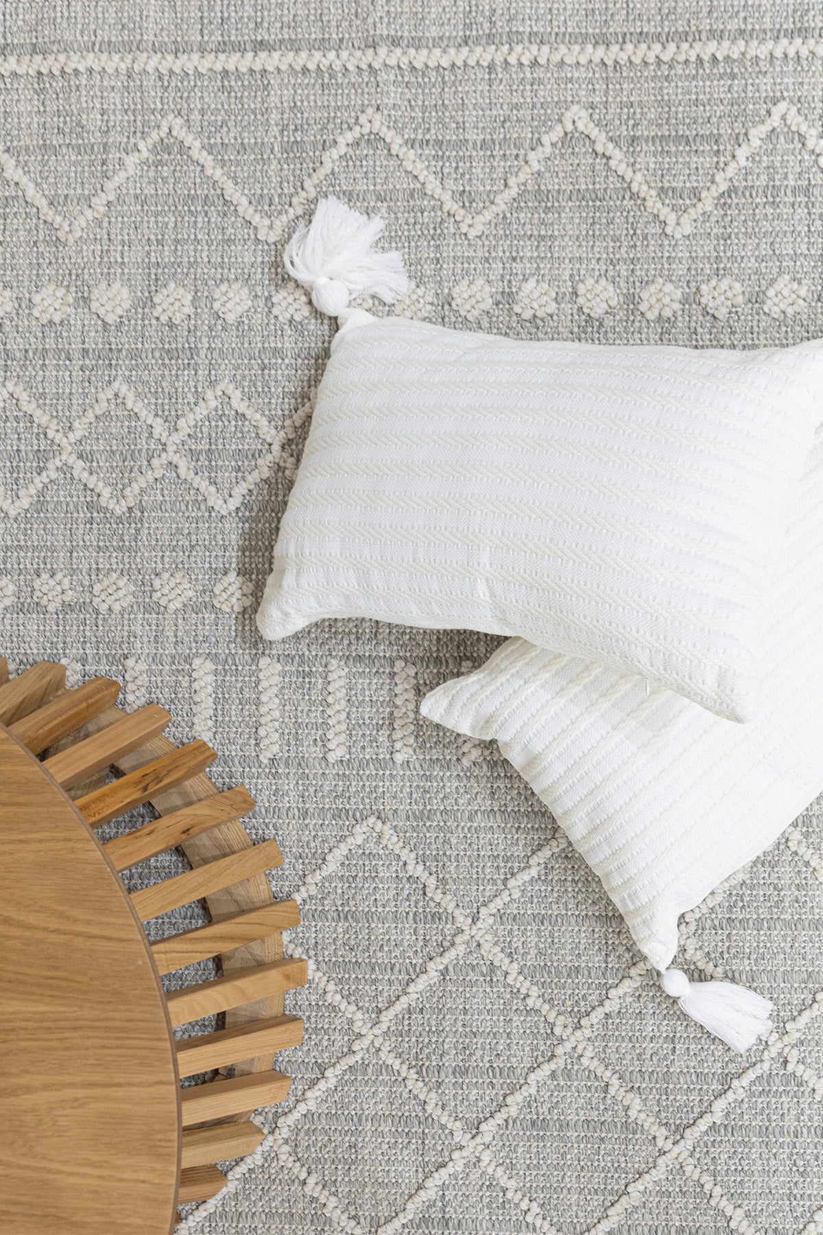 Berlin 260 Gri Krem Yumuşak Salon Halısı