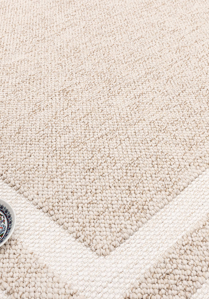 Berlin 253 Vizon Krem Yumuşak Salon Halısı