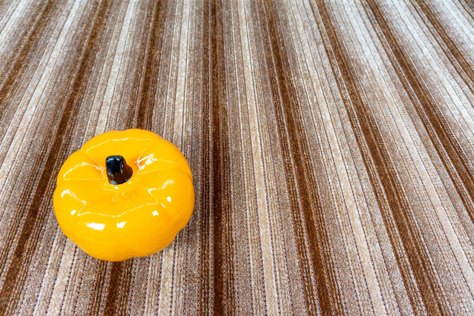 Elya 621 Taba Makinede Yıkanabilir Kaymaz Taban Kilim Halı