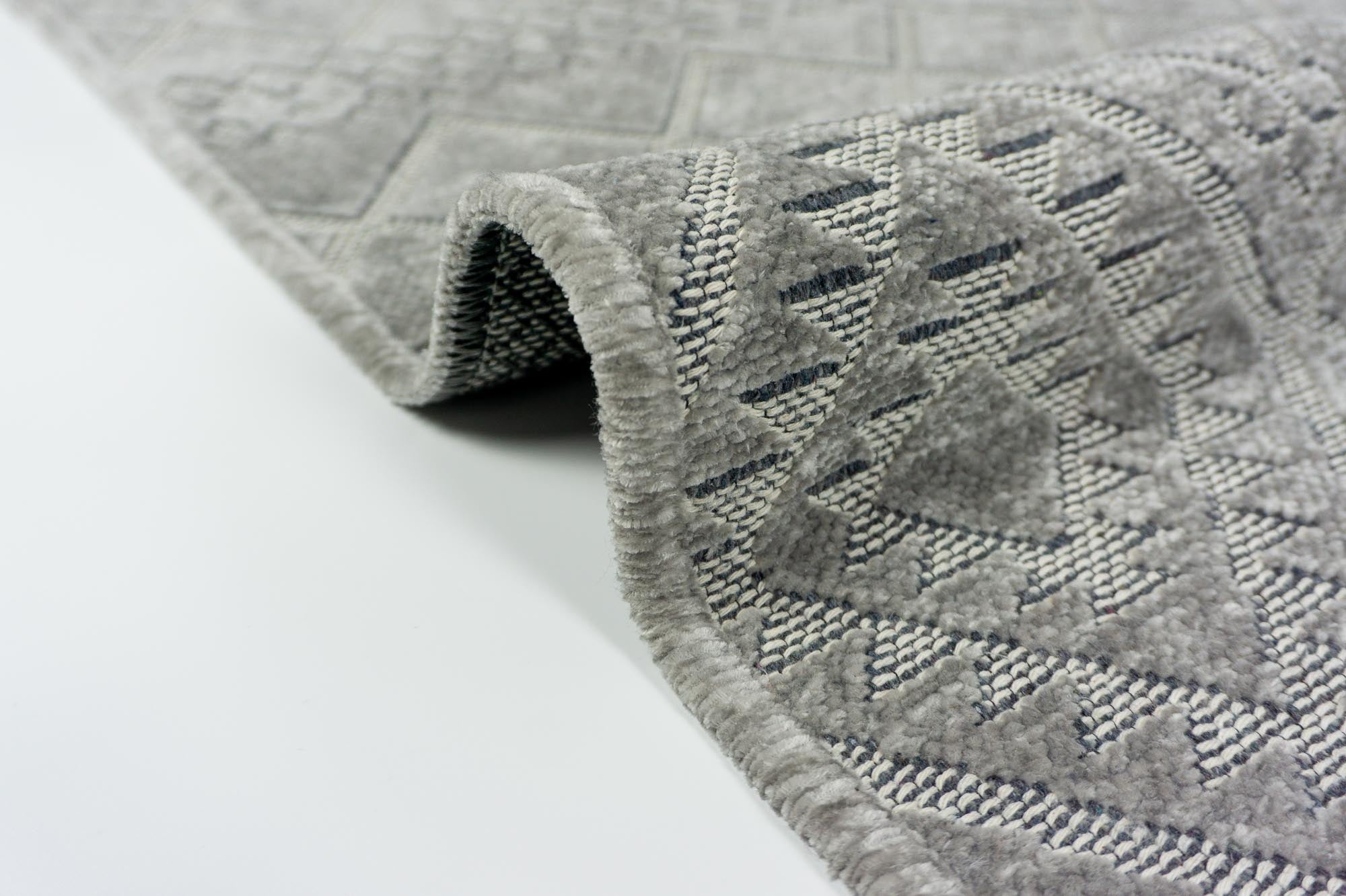 Elya 622 Gri Makinede Yıkanabilir Kaymaz Taban Kilim Halı