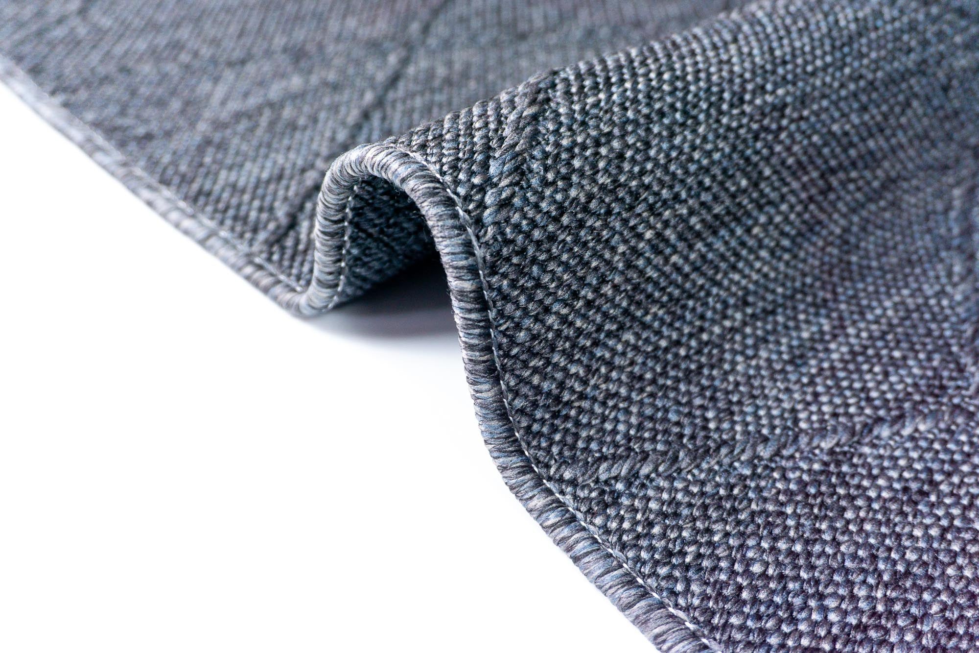 Mila 421 Antrasit Makinede Yıkanabilir Kaymaz Taban Kilim Halı