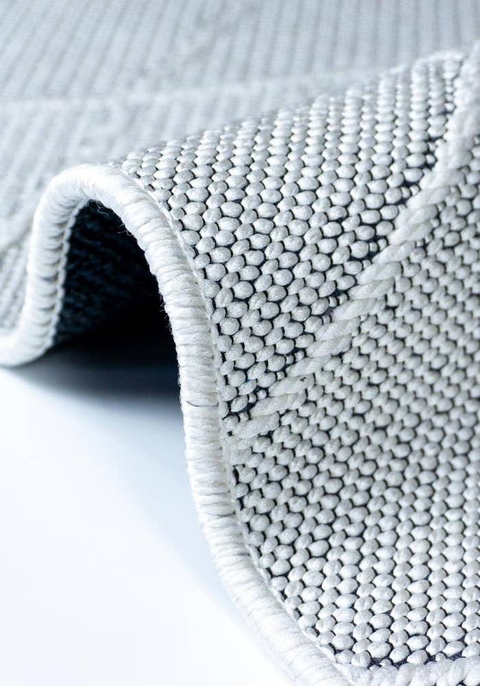 Mila 421 Krem Makinede Yıkanabilir Kaymaz Taban Kilim Halı