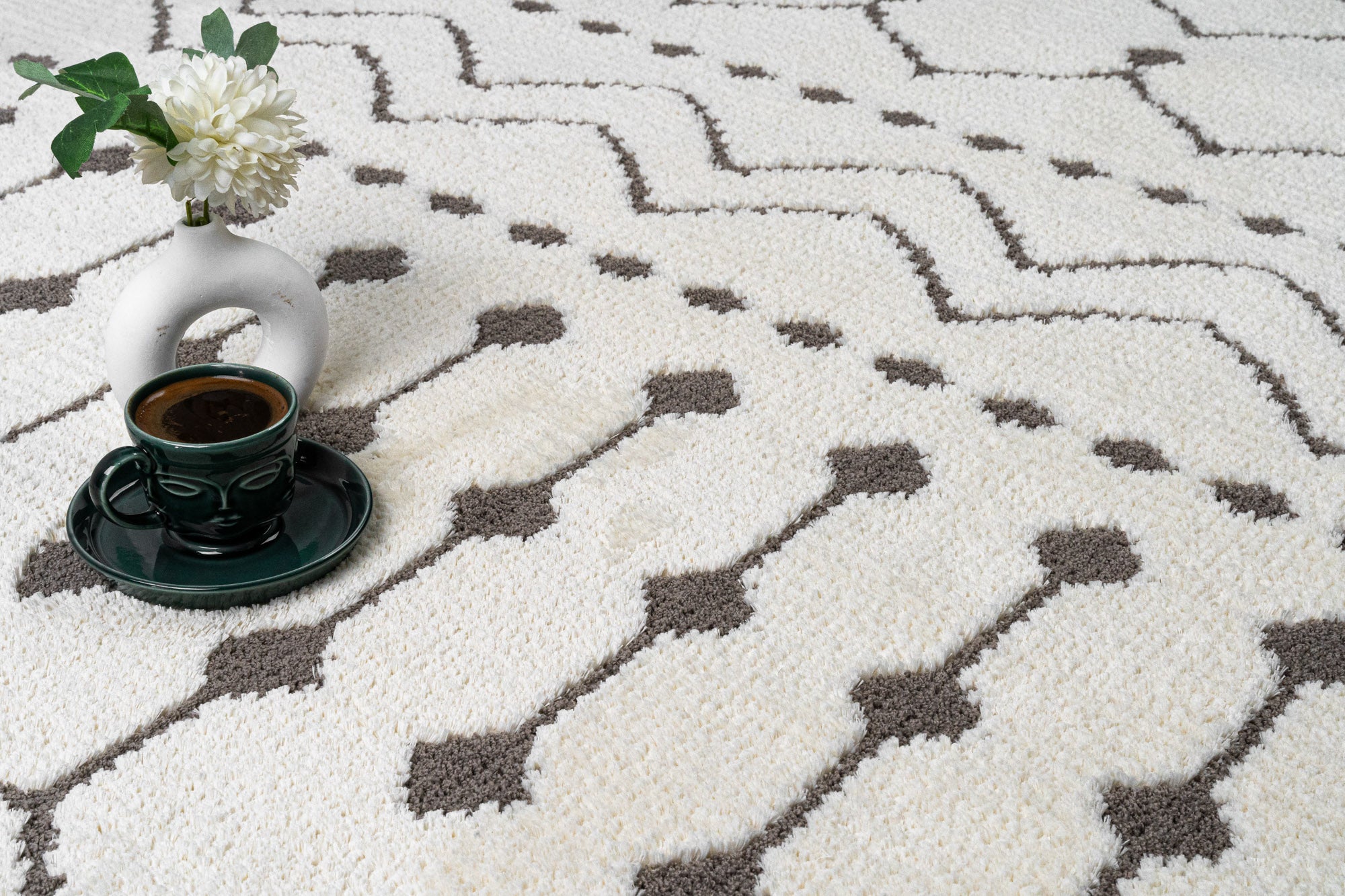 Oslo 535 Krem Bej İskandinav Kesme Salon ve Mutfak Halısı