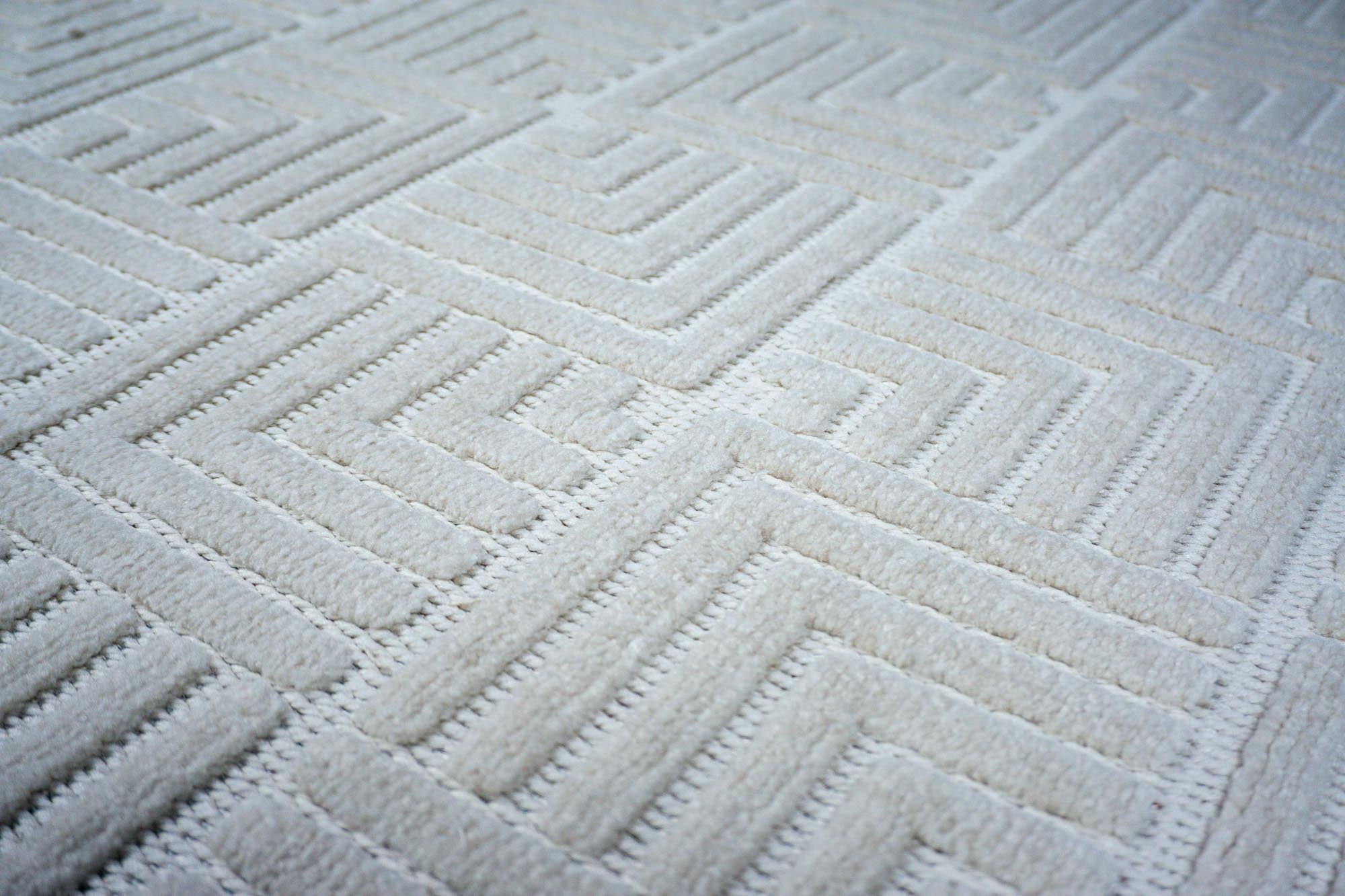 Zena 721 Bej Yumuşak Tuşeli Kaymaz Tabanlı Bohem Şönil Halı