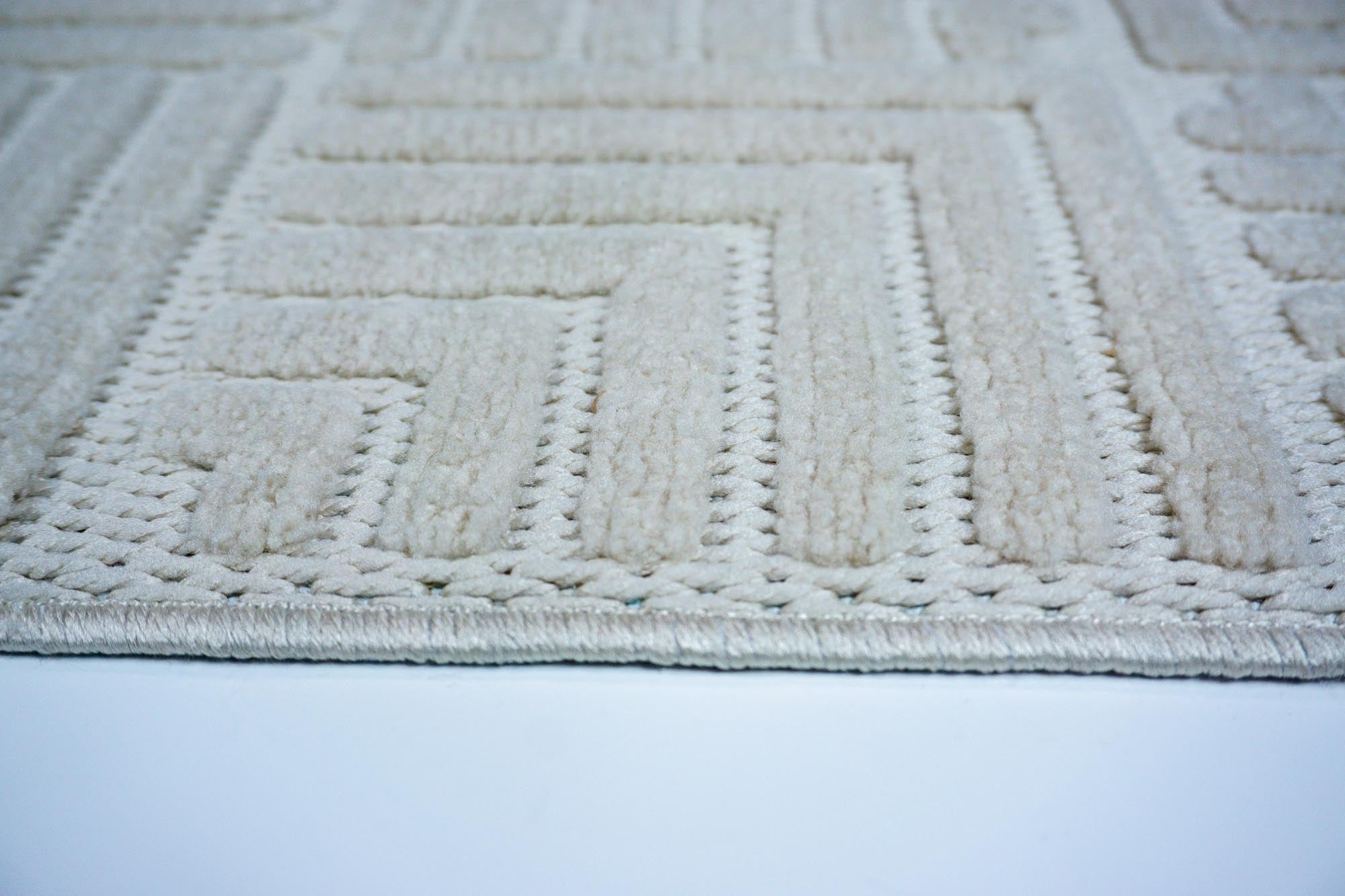 Zena 721 Bej Yumuşak Tuşeli Kaymaz Tabanlı Bohem Şönil Halı