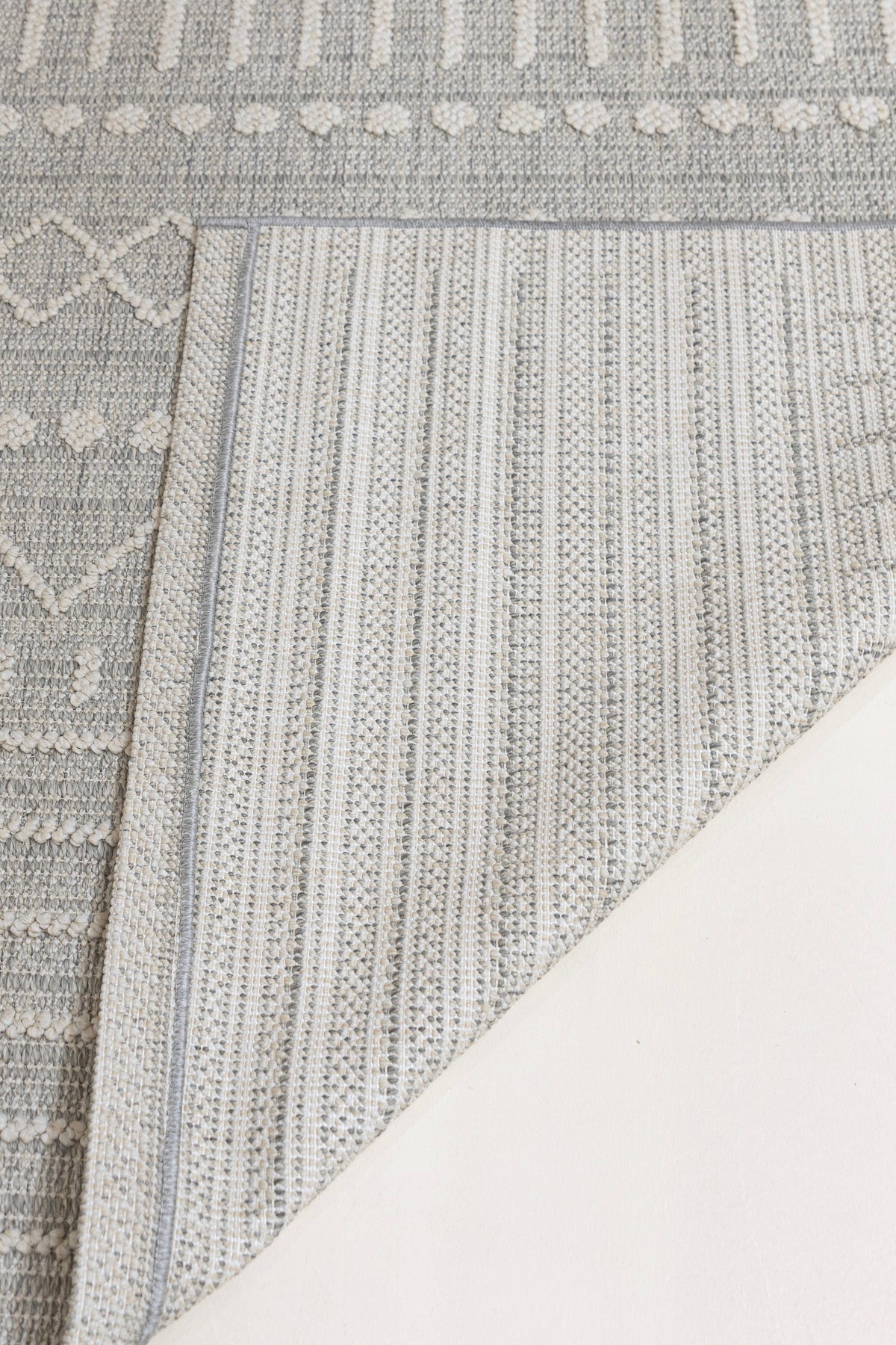 Berlin 260 Gri Krem Yumuşak Salon Halısı