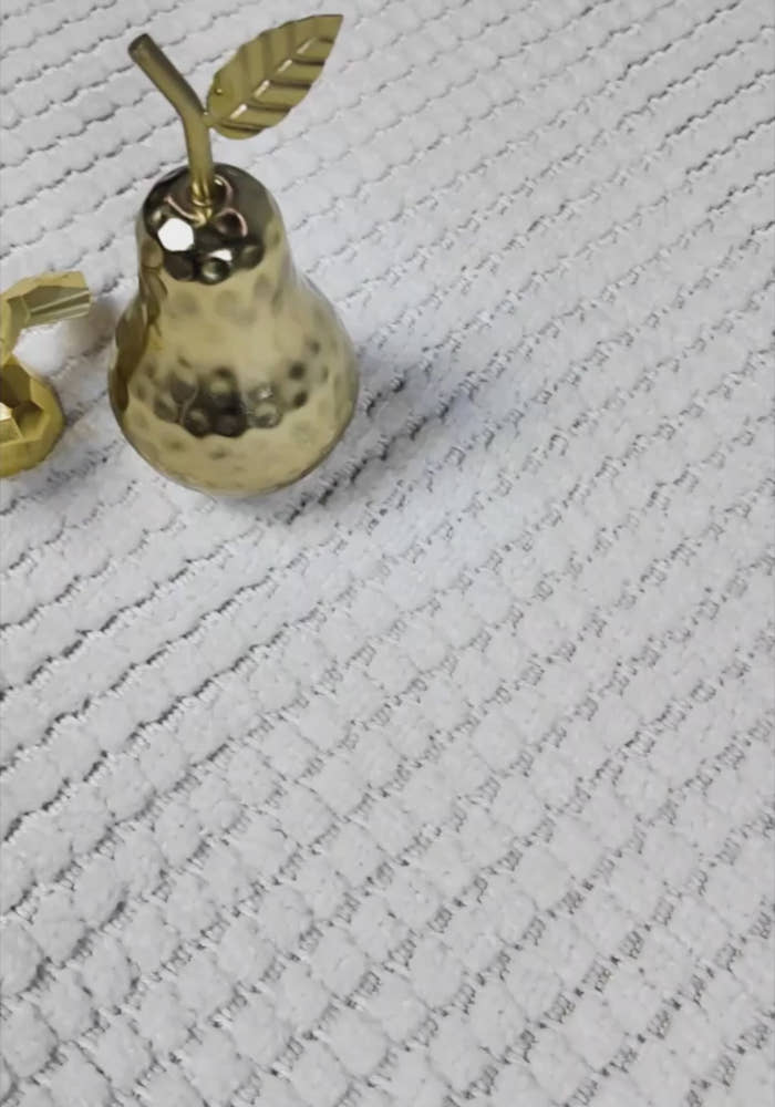 Zena 722 Krem Kaymaz Tabanlı Bohem Şönil Halı