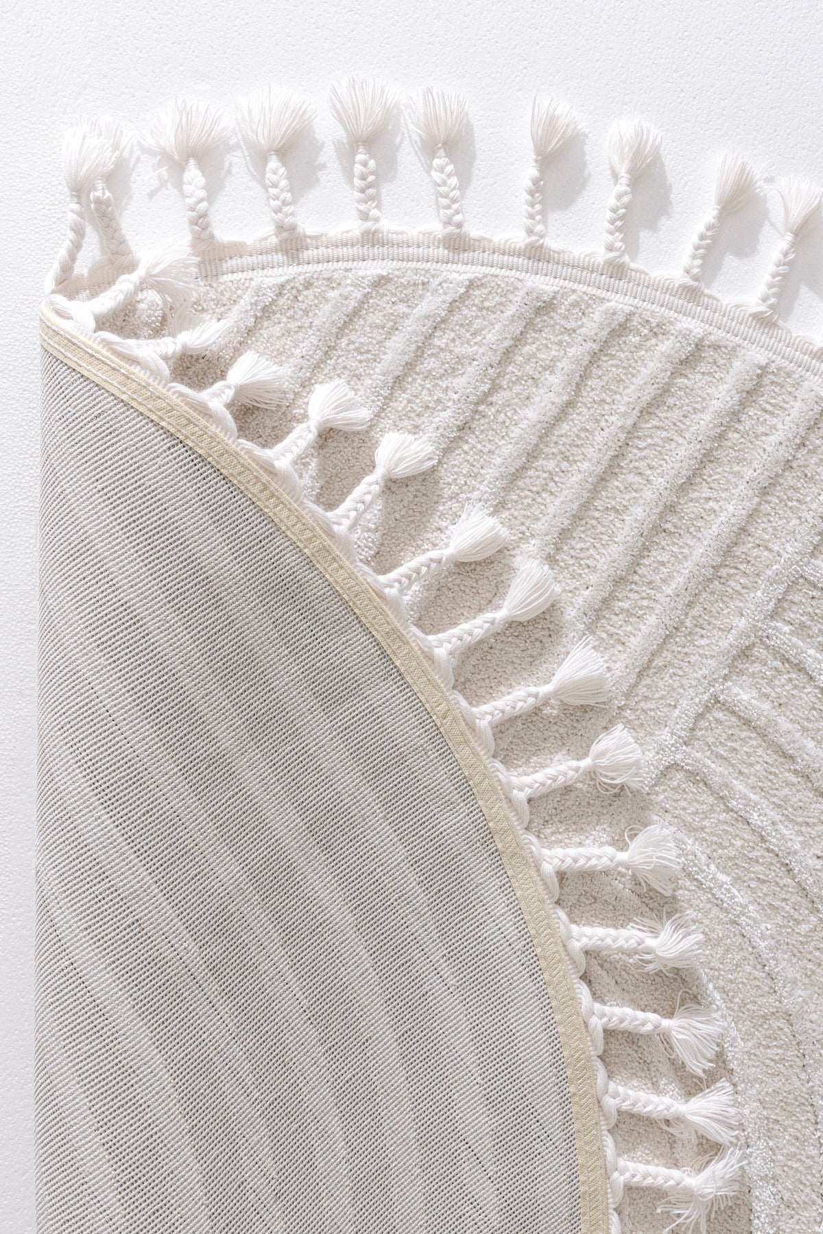 Aspen 154 Krem Yuvarlak Modern Yumuşak Minimalist Halı