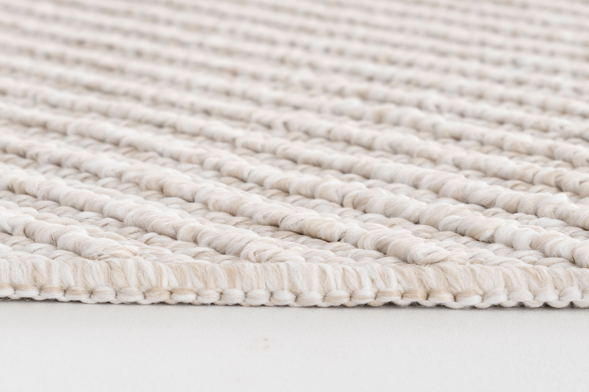 Berlin 257 Krem Yumuşak Salon Halısı