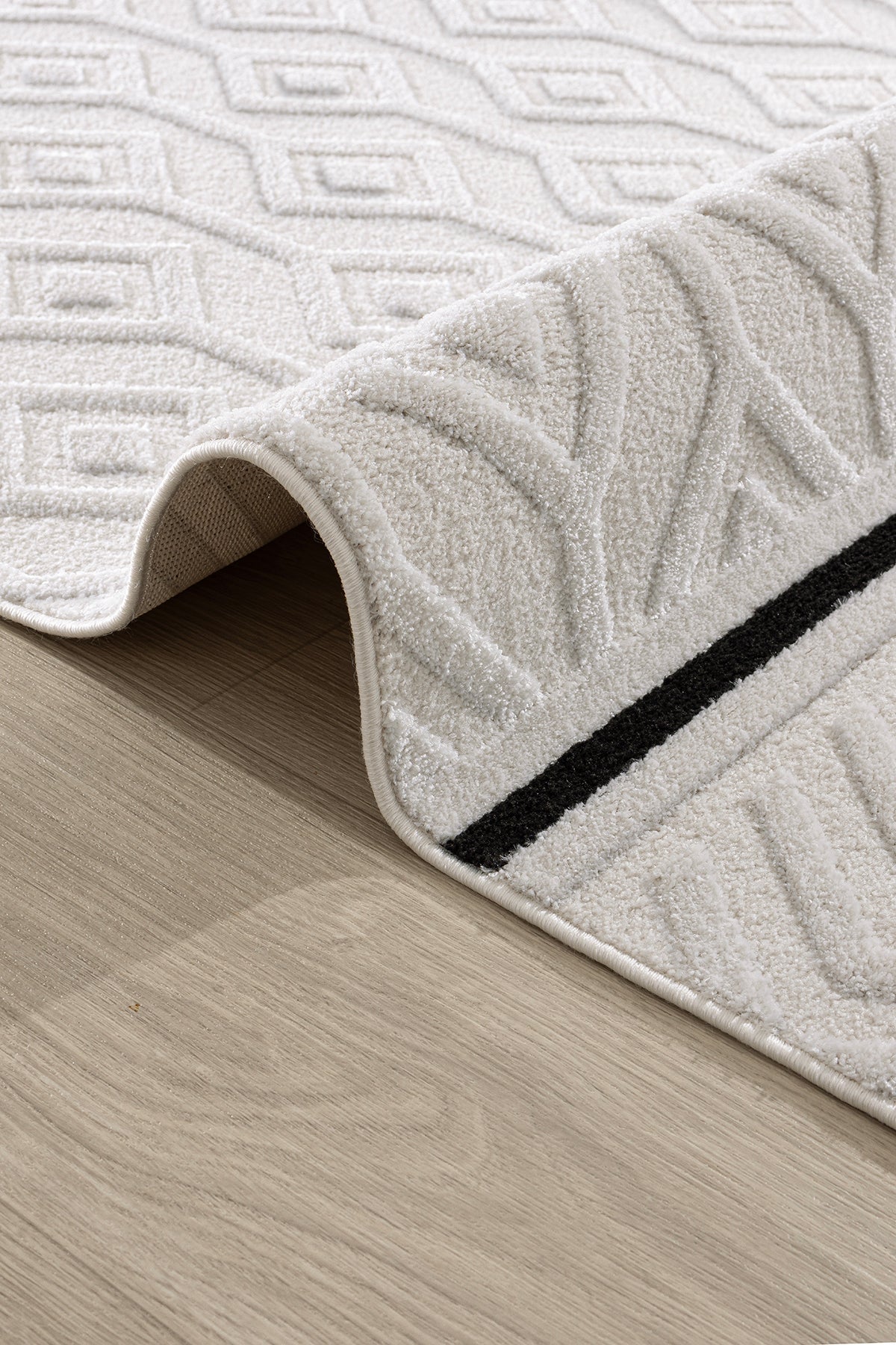 Aspen 156 Krem Siyah Modern Yumuşak Minimalist Halı