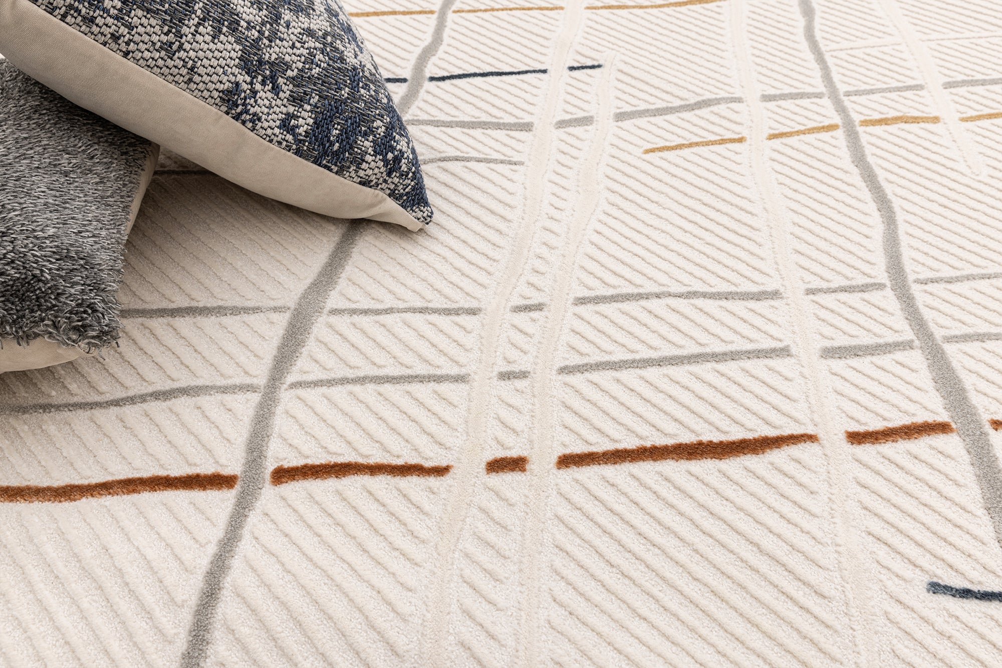 Maya 945 Renkli İskandinav Yumuşak Geometrik Kesme Halı