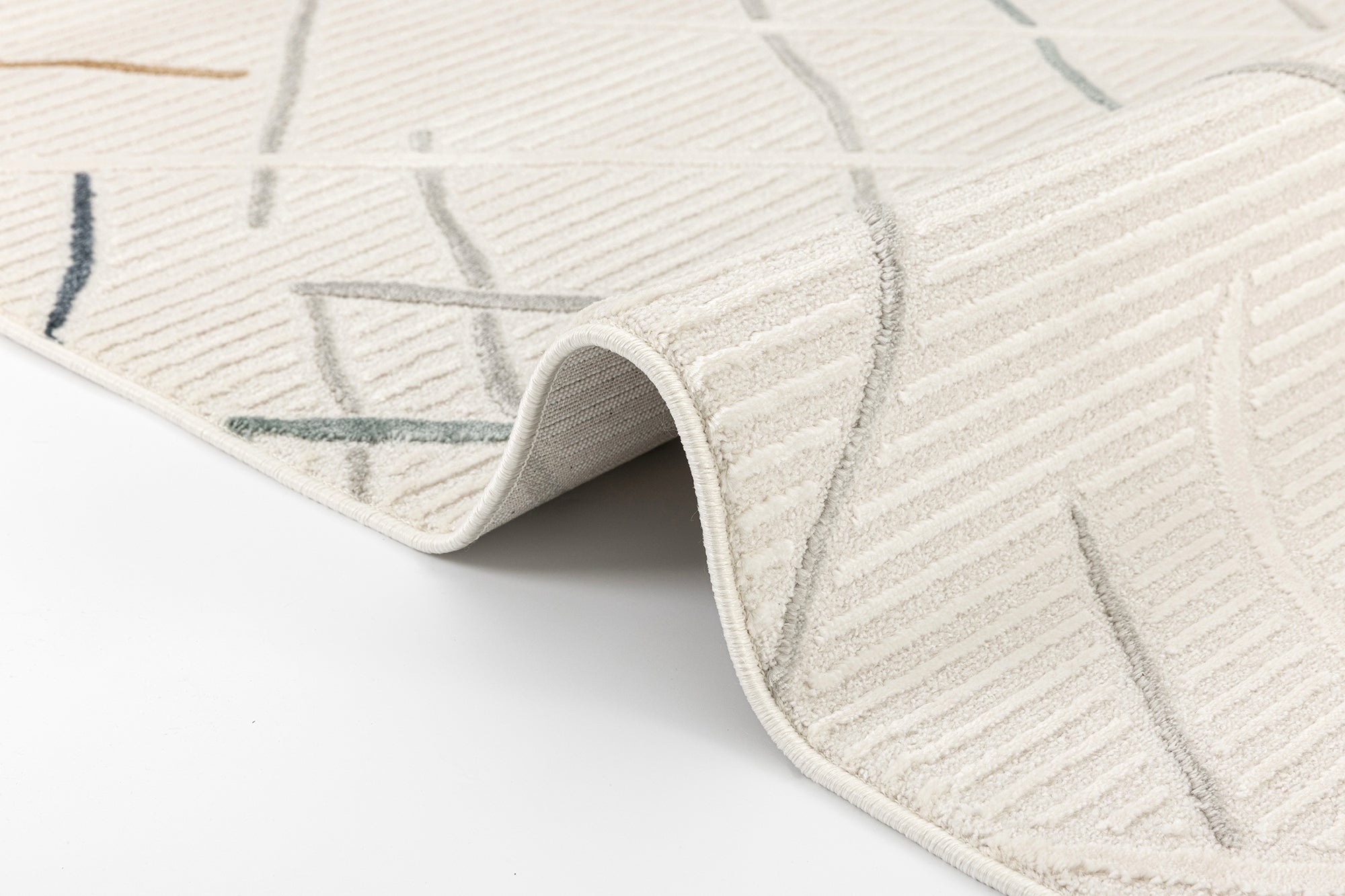 Maya 945 Renkli İskandinav Yumuşak Geometrik Kesme Halı