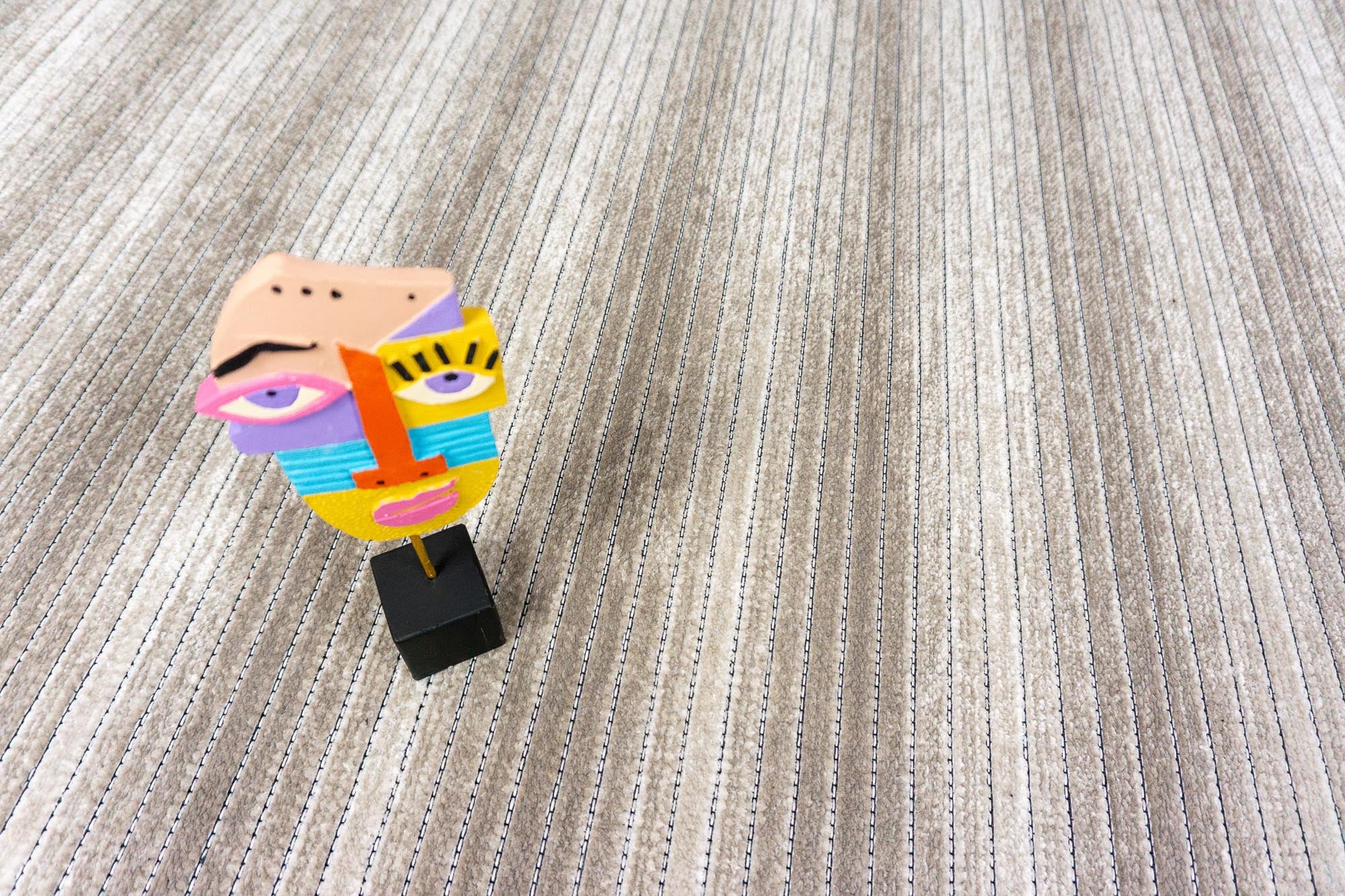 Elya 621 Vizon Makinede Yıkanabilir Kaymaz Taban Kilim Halı