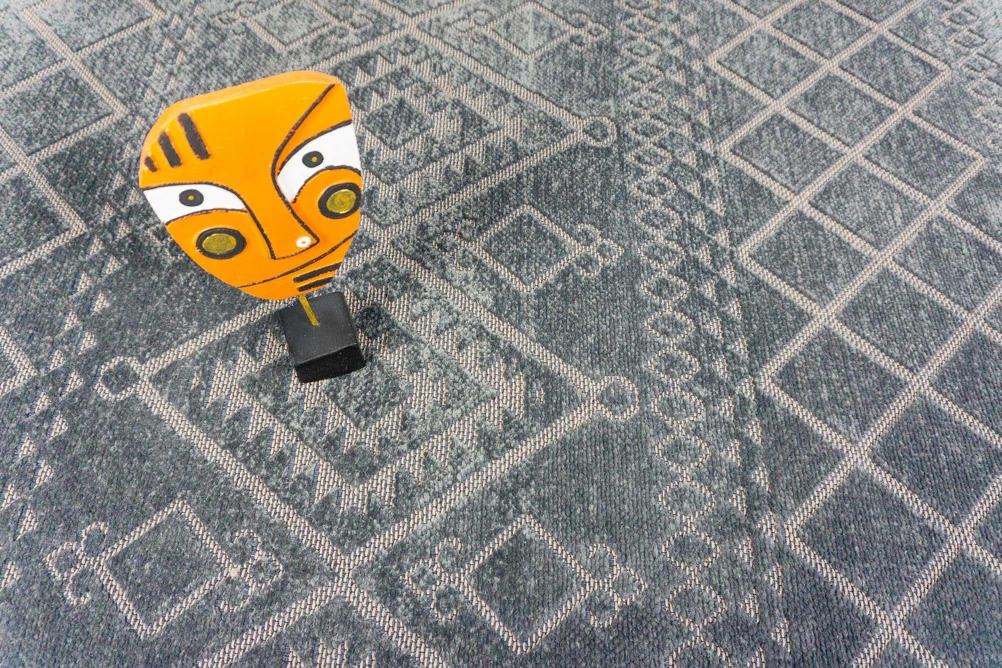 Elya 622 Antrasit Makinede Yıkanabilir Kaymaz Taban Kilim Halı