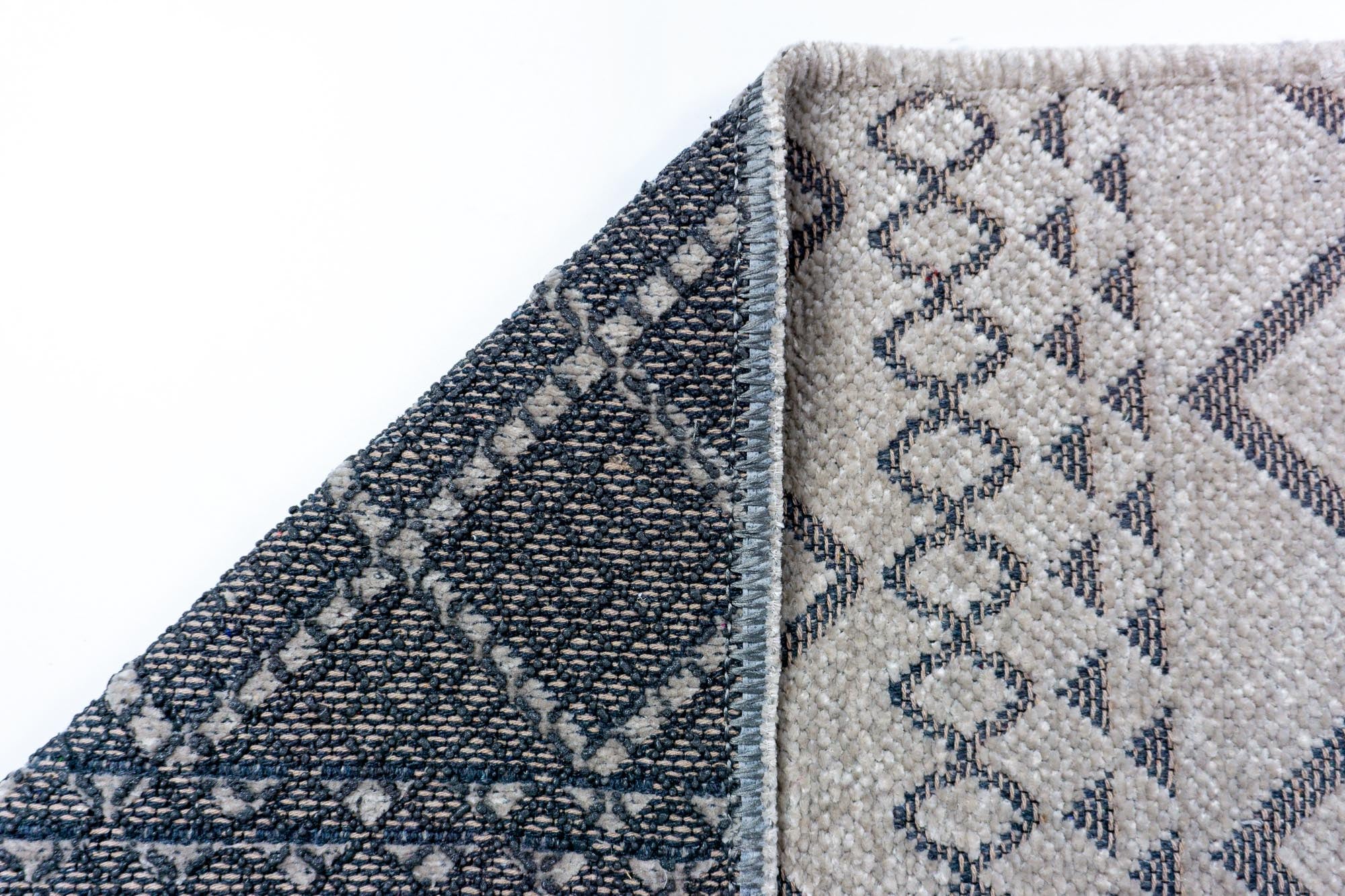 Elya 622 Vizon Makinede Yıkanabilir Kaymaz Taban Kilim Halı