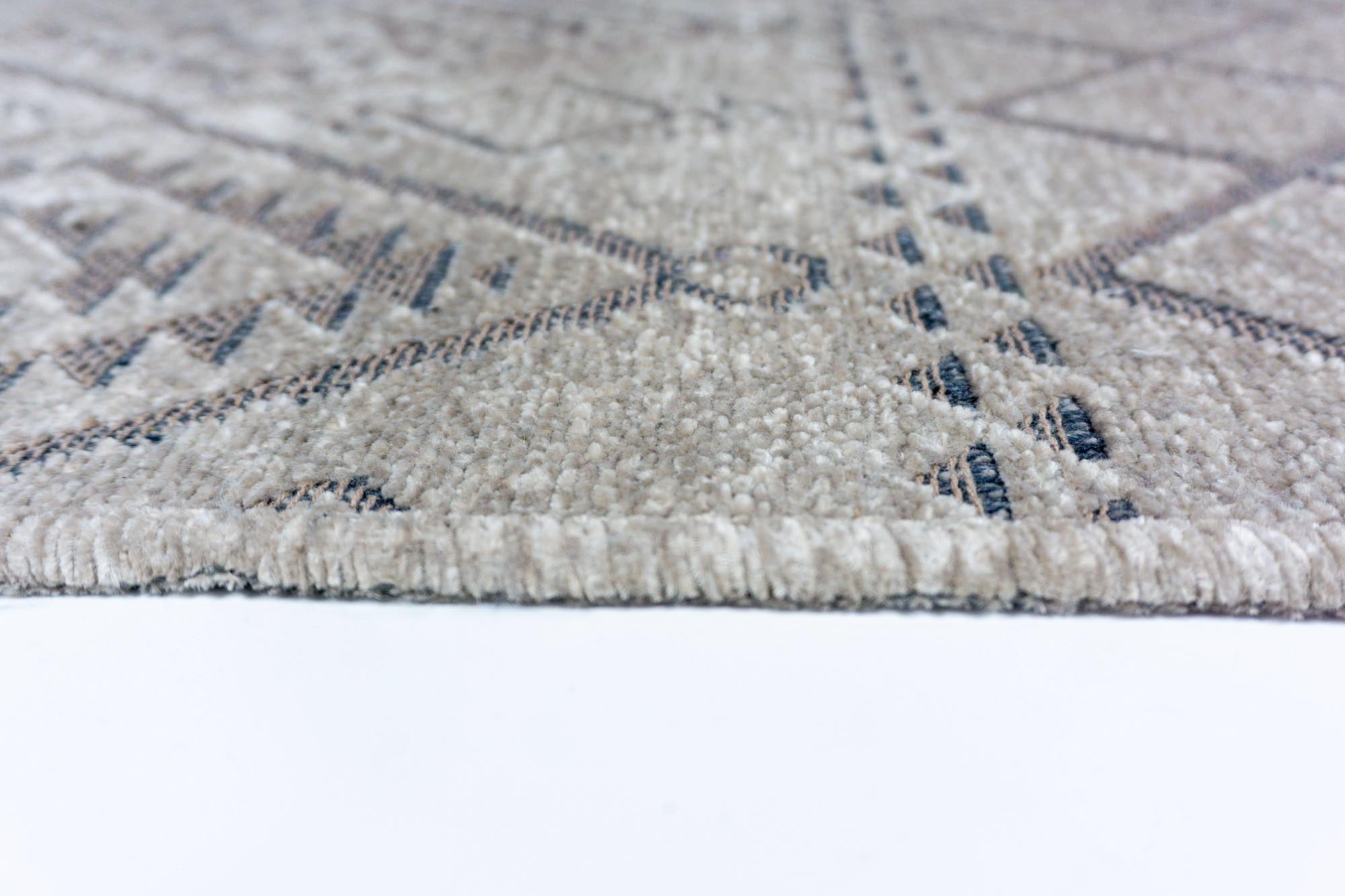 Elya 622 Vizon Makinede Yıkanabilir Kaymaz Taban Kilim Halı