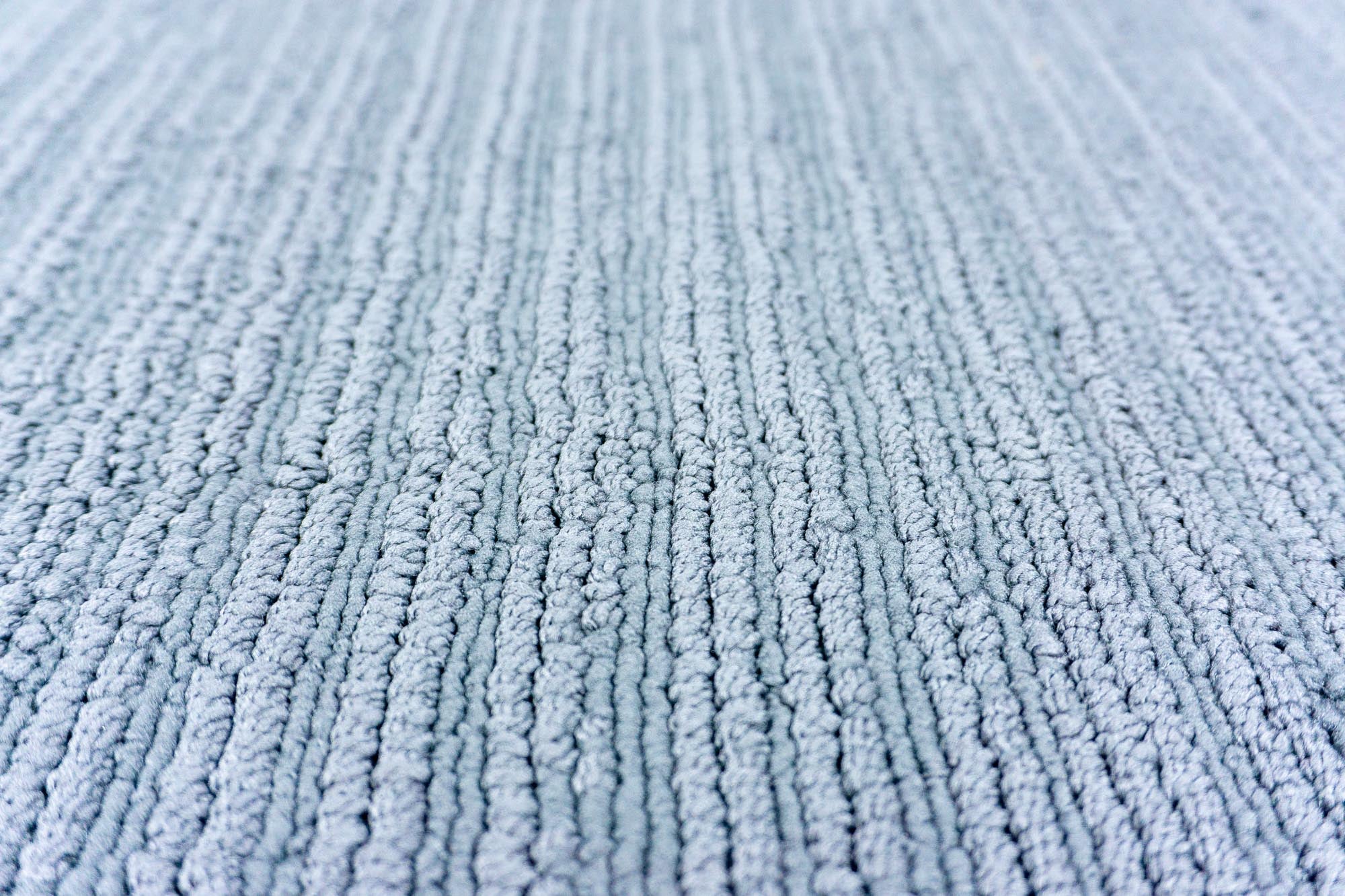 Nova 821 Antrasit Bukleli Yumuşak Kesme Halı