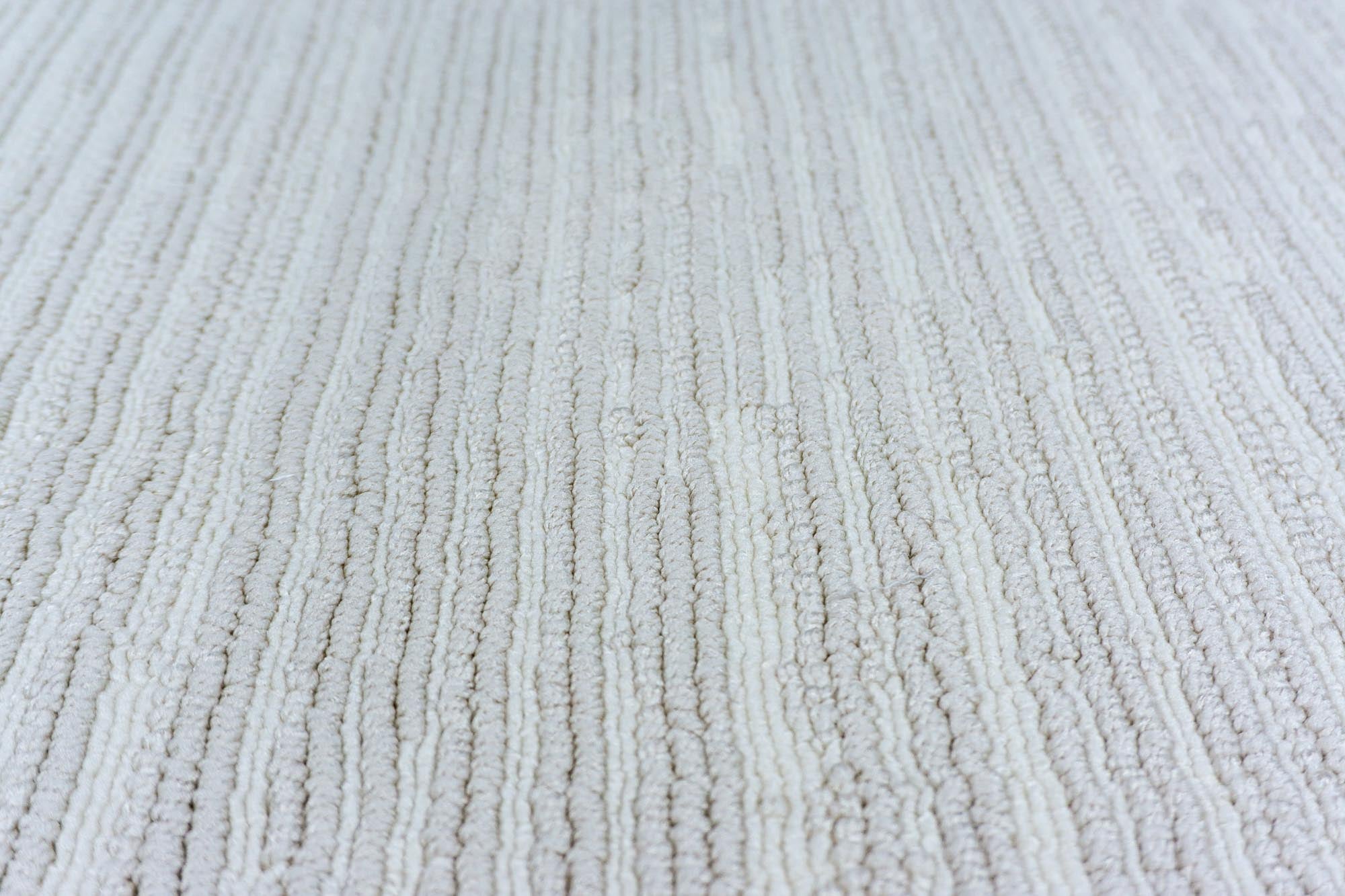 Nova 821 Bej Bukleli Yumuşak Kesme Halı