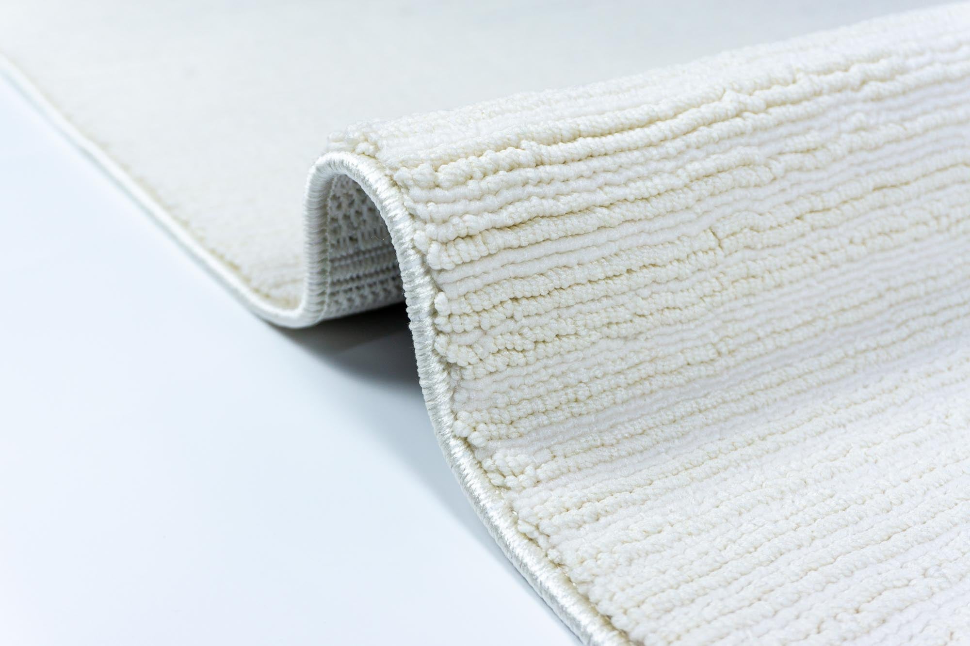 Nova 821 Krem Bukleli Yumuşak Kesme Halı