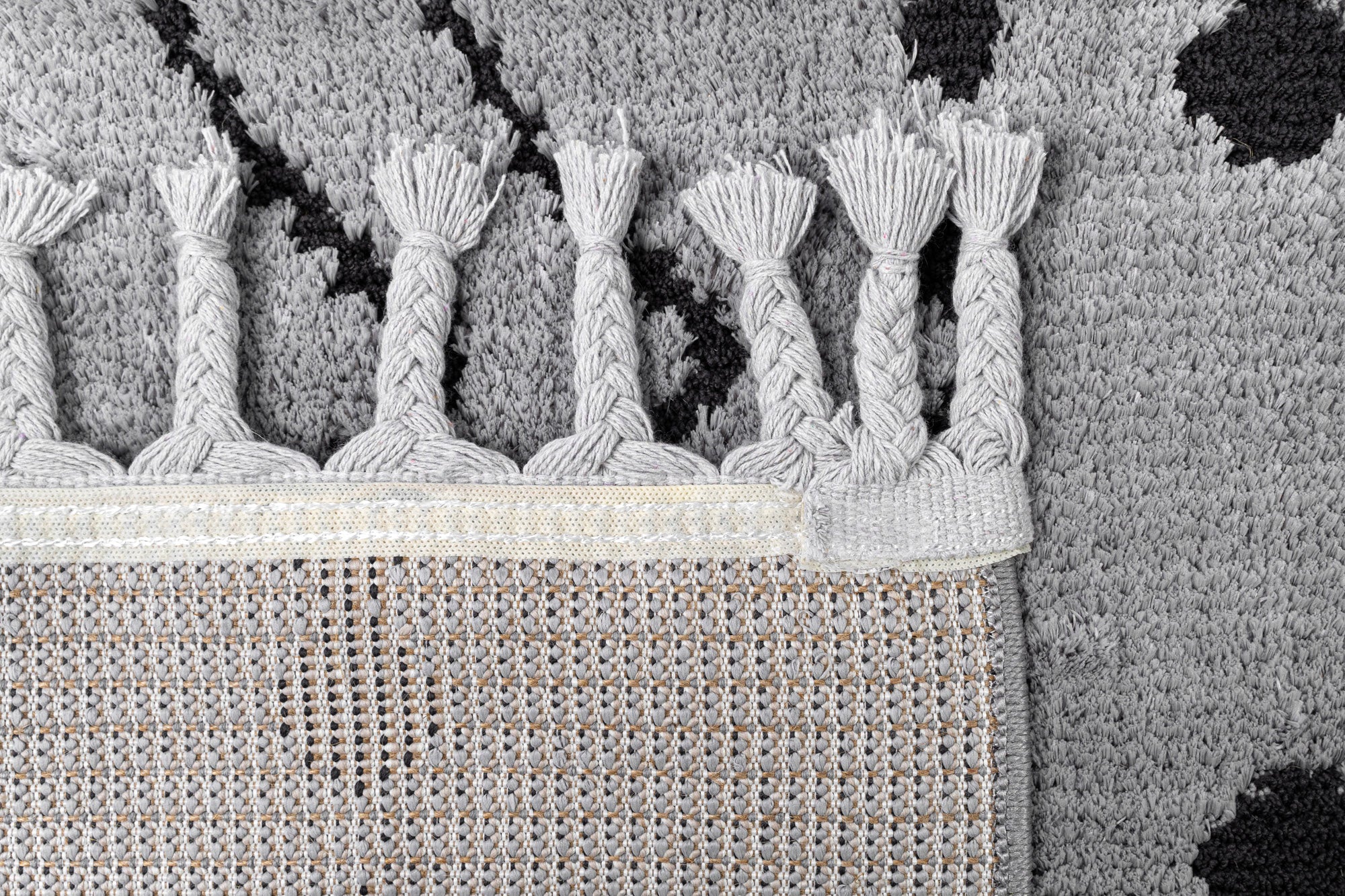 Oslo 535 Siyah Gri İskandinav Kesme Salon ve Mutfak Halısı