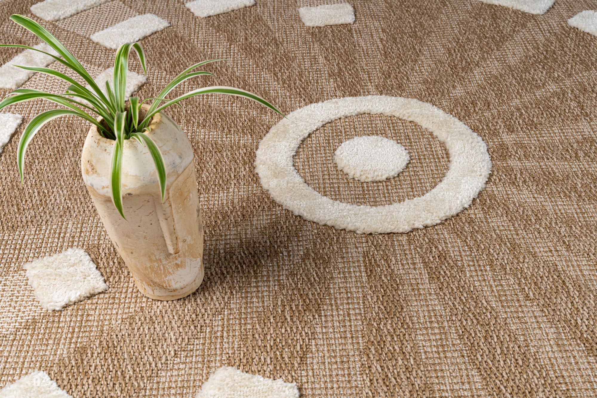 Sahra 232 Beyaz Oval Yuvarlak Antre ve Mutfak Halısı