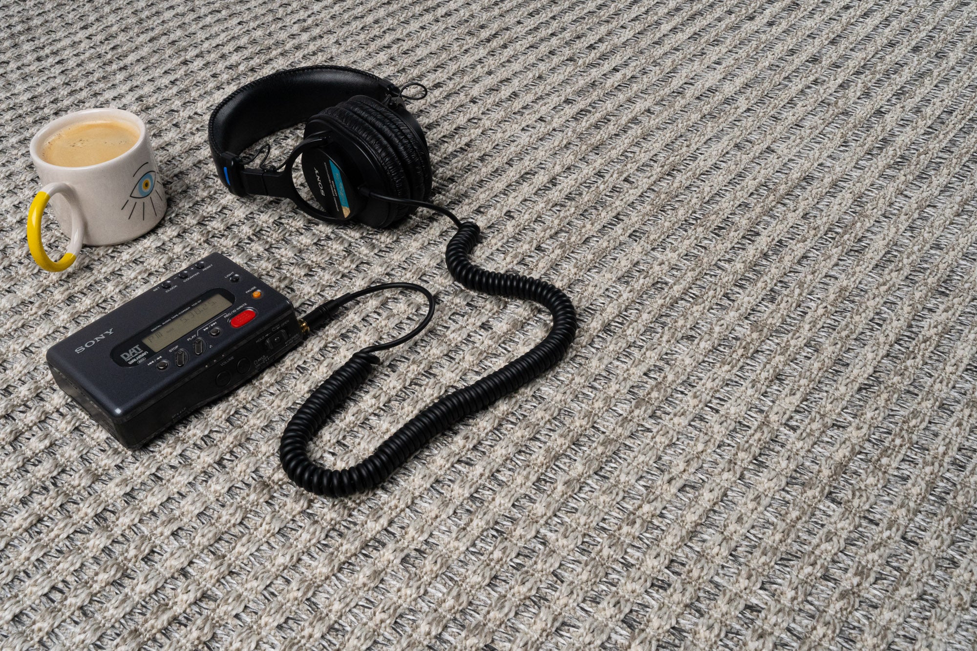 Santorini 112 Gri Minimalist Sisal Kesme Halı