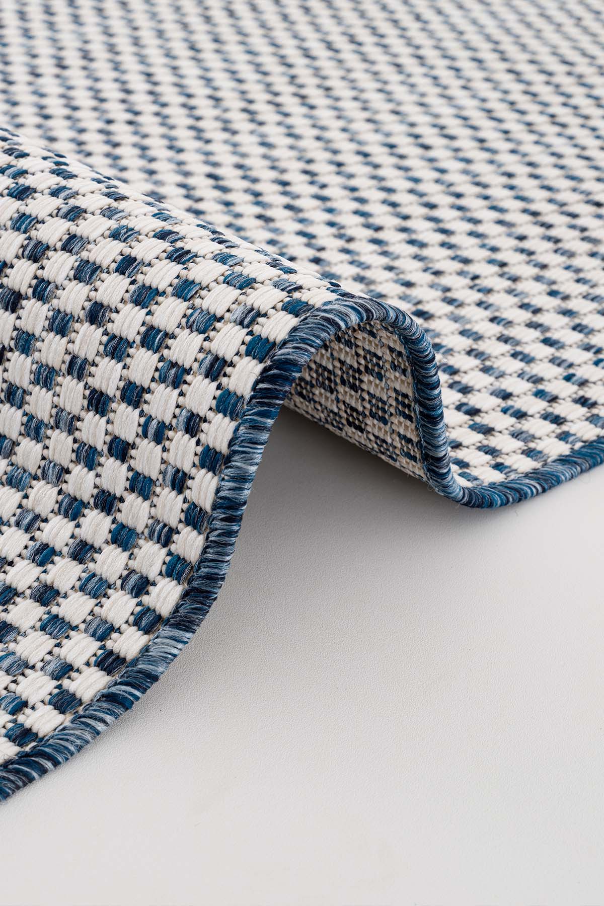 Santorini 121 Ekru Lacivert Hasır Görünümlü Sisal Halı