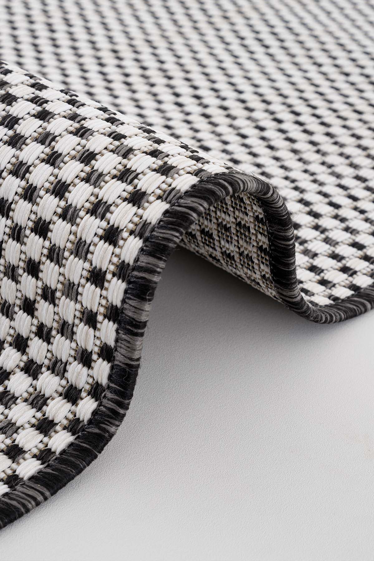 Santorini 121 Ekru siyah Hasır Görünümlü Sisal Halı