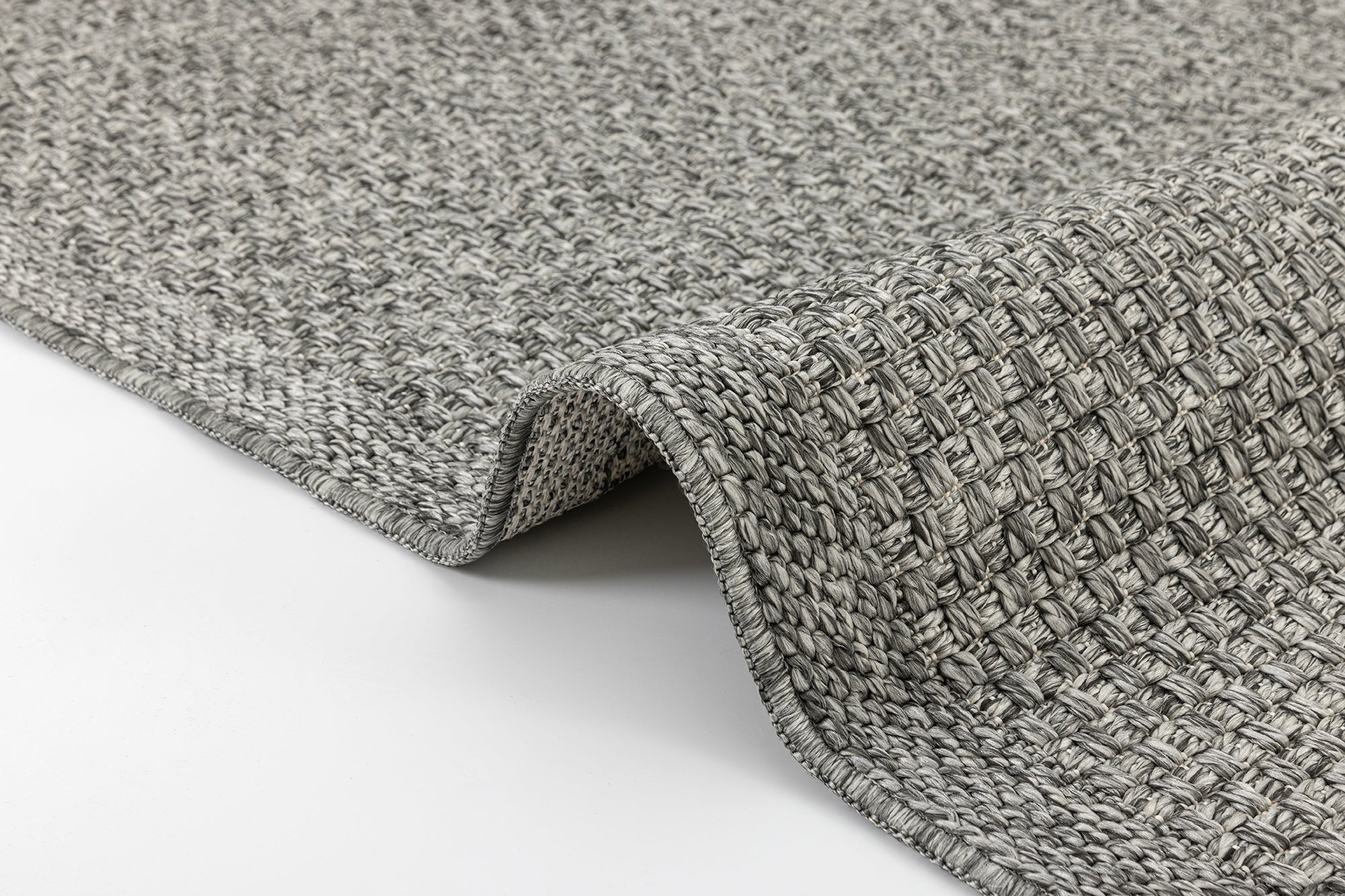 Santorini 115 Antrasit Hasır Görünümlü Uzun Kenarı Bordür Desenli Sisal Halı