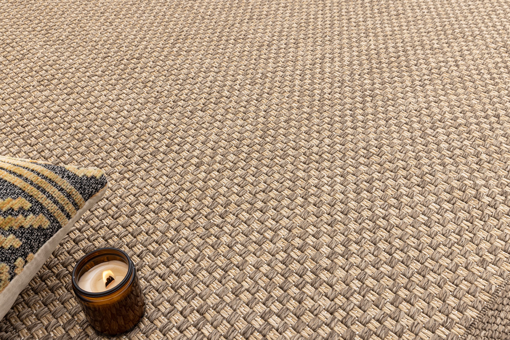 Santorini 115 Vizon Hasır Görünümlü Uzun Kenarı Bordür Desenli Sisal Halı