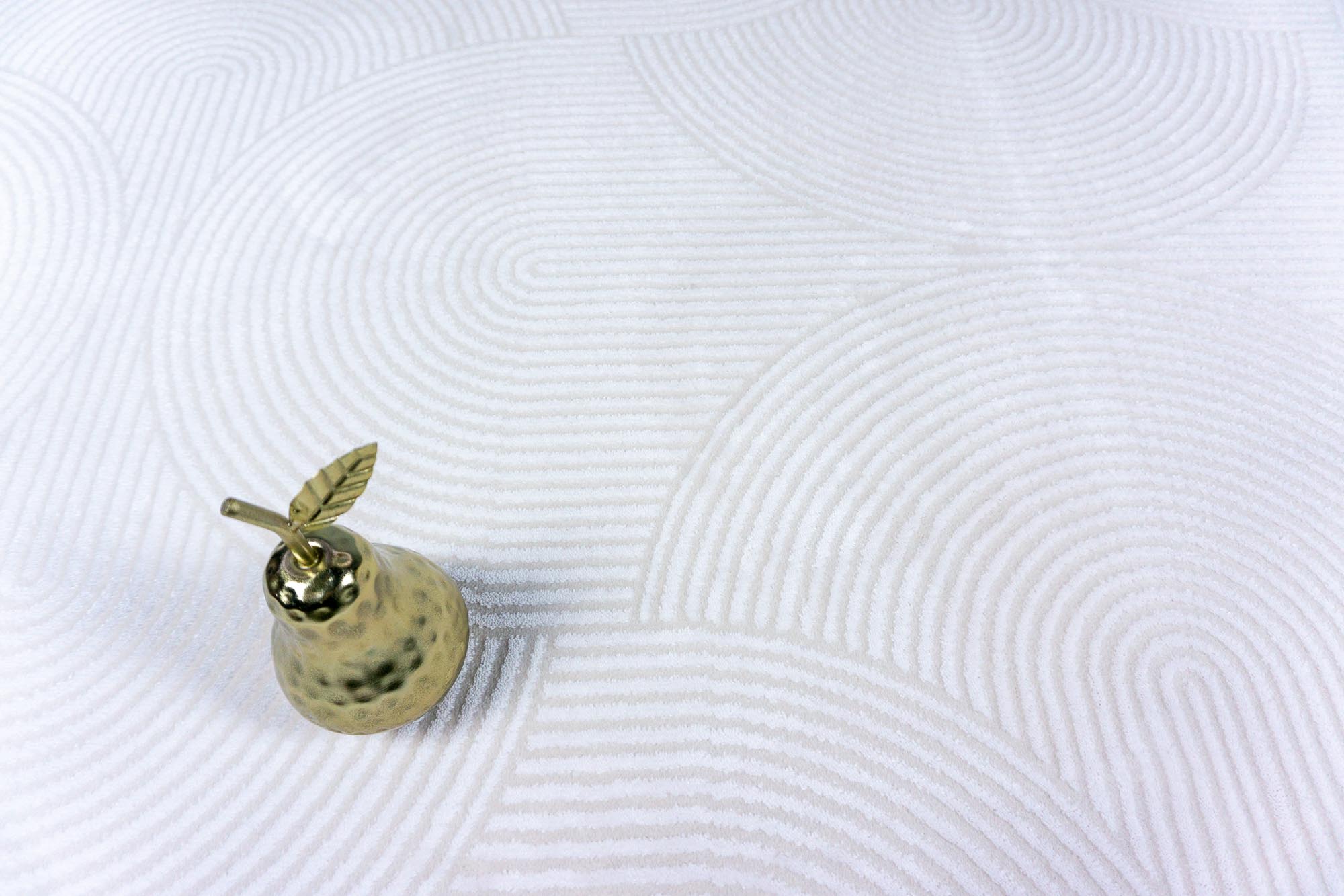 Siena 922 Krem Yumuşak Tuşeli Sık Dokuma Akrilik Halı