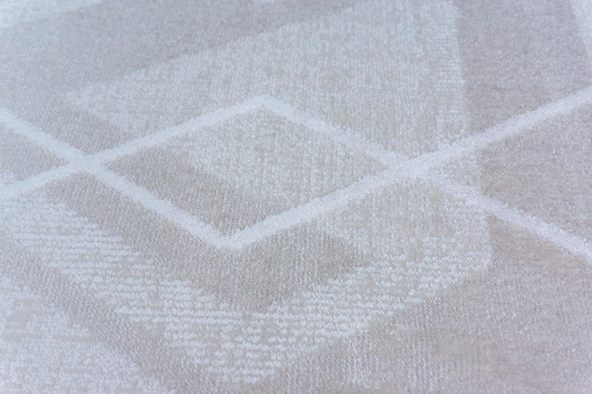 Siena 926 Krem Yumuşak Tuşeli Sık Dokuma Akrilik Halı