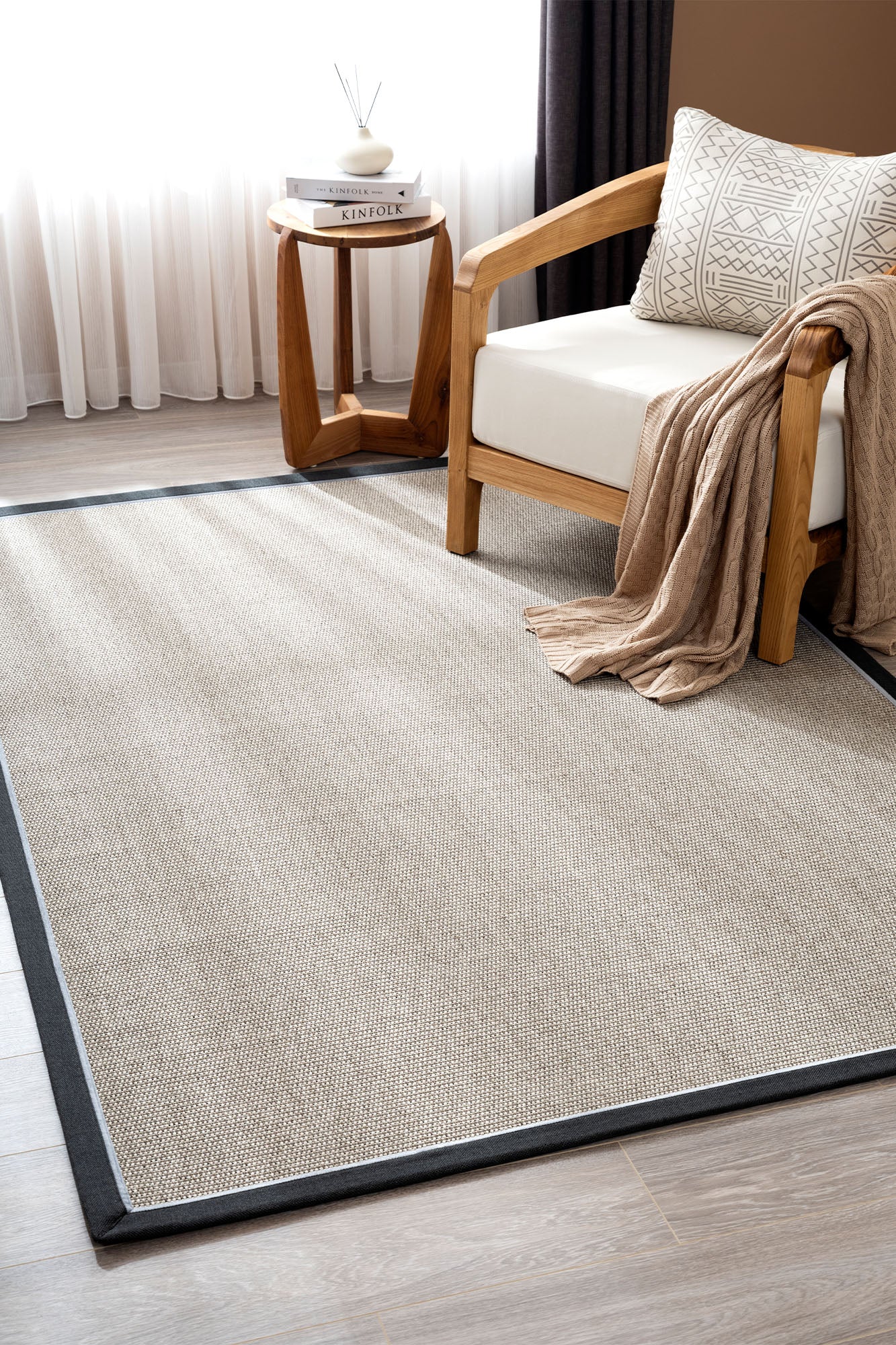 Verona 125 Gri Sisal Halı Siyah Mavi Çift Bordürlü