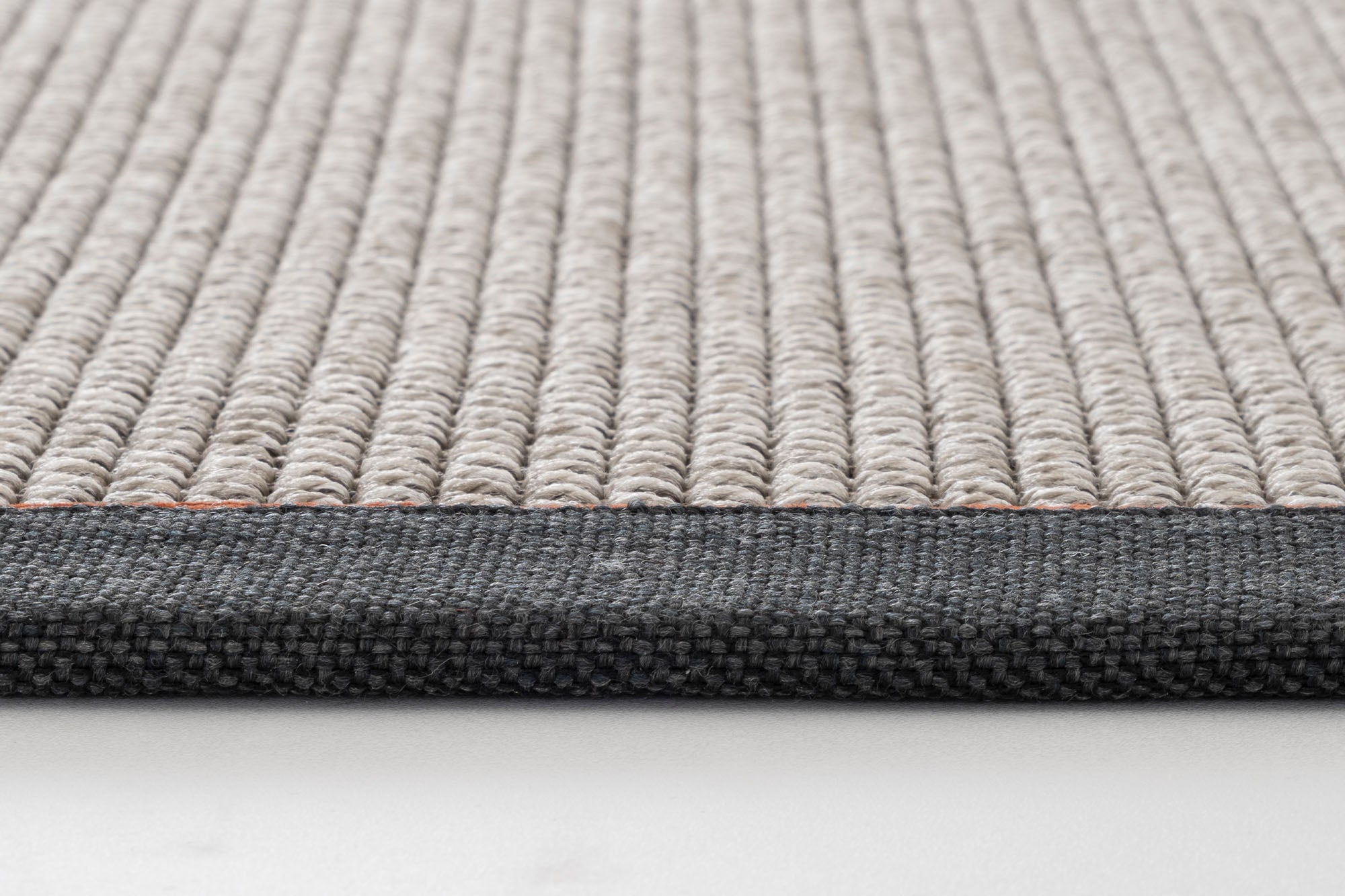 Verona 125 Gri Sisal Halı Siyah Turuncu Çift Bordürlü