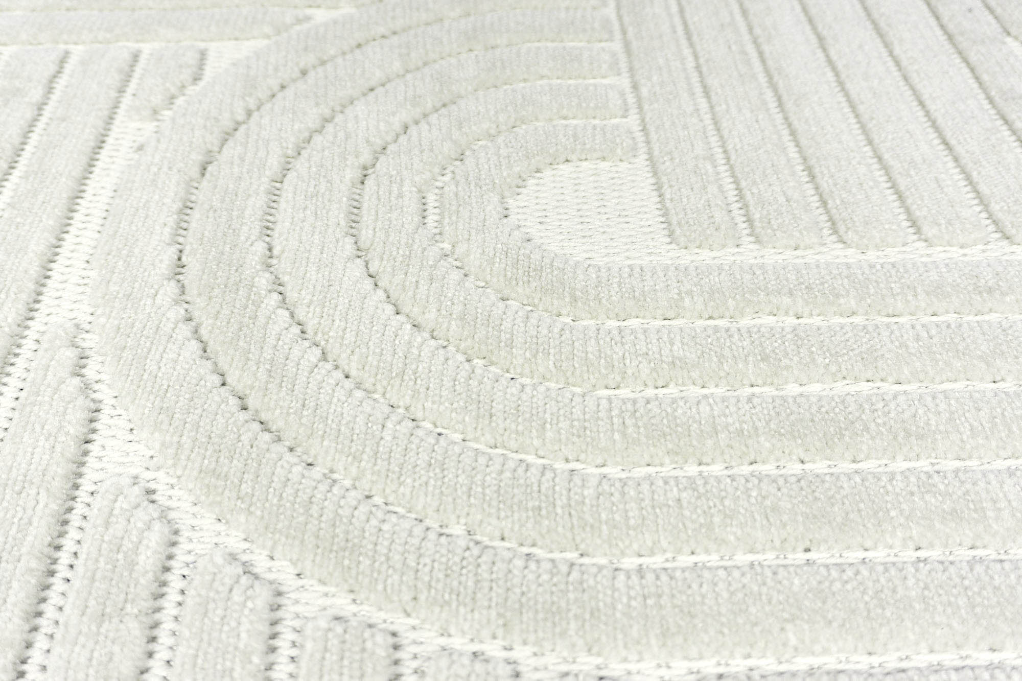 Zena 723 Bej Yumuşak Tuşeli Pamuk Tabanlı Bohem Şönil Halı