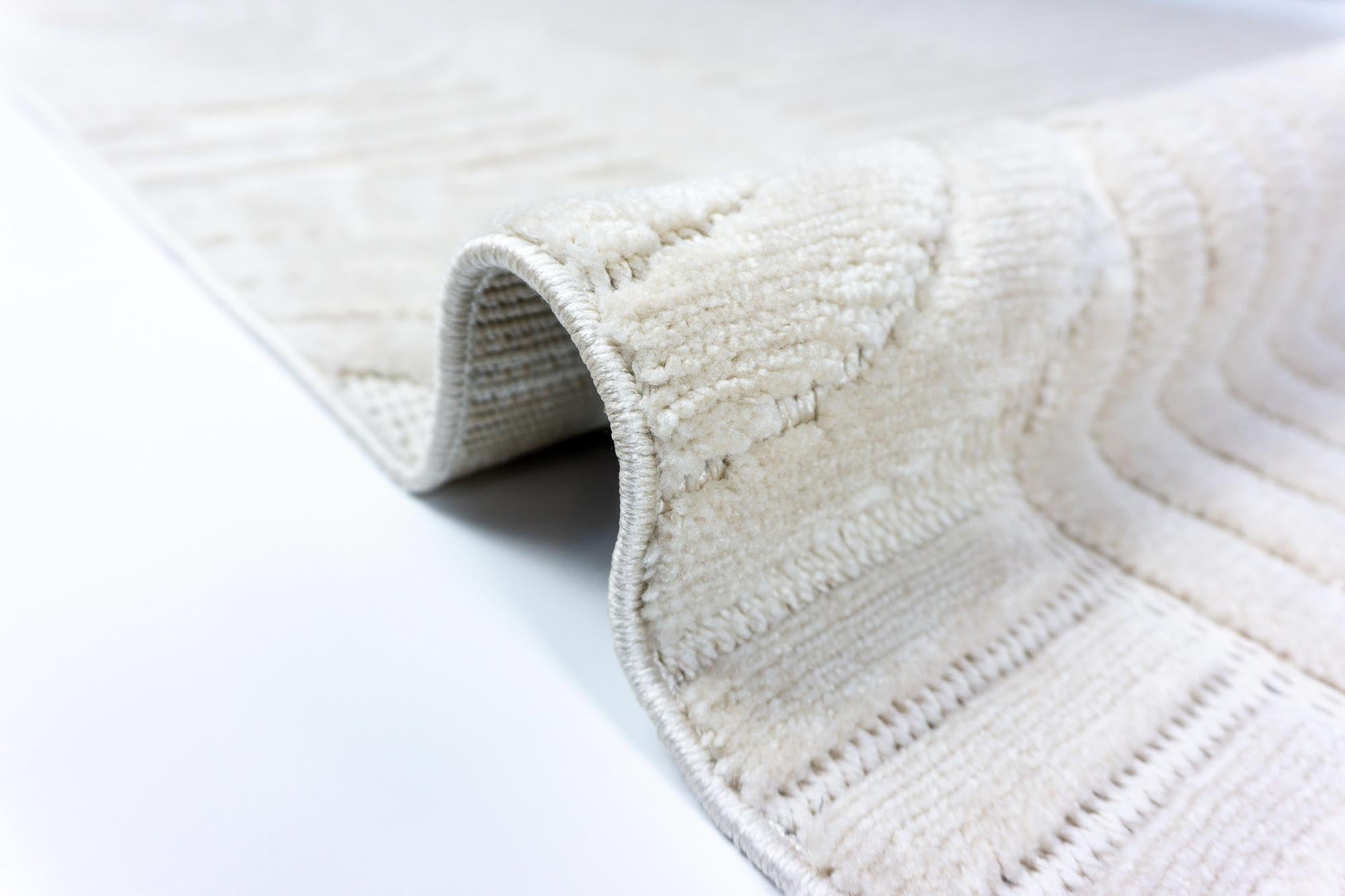 Zena 723 Bej Yumuşak Tuşeli Pamuk Tabanlı Bohem Şönil Halı