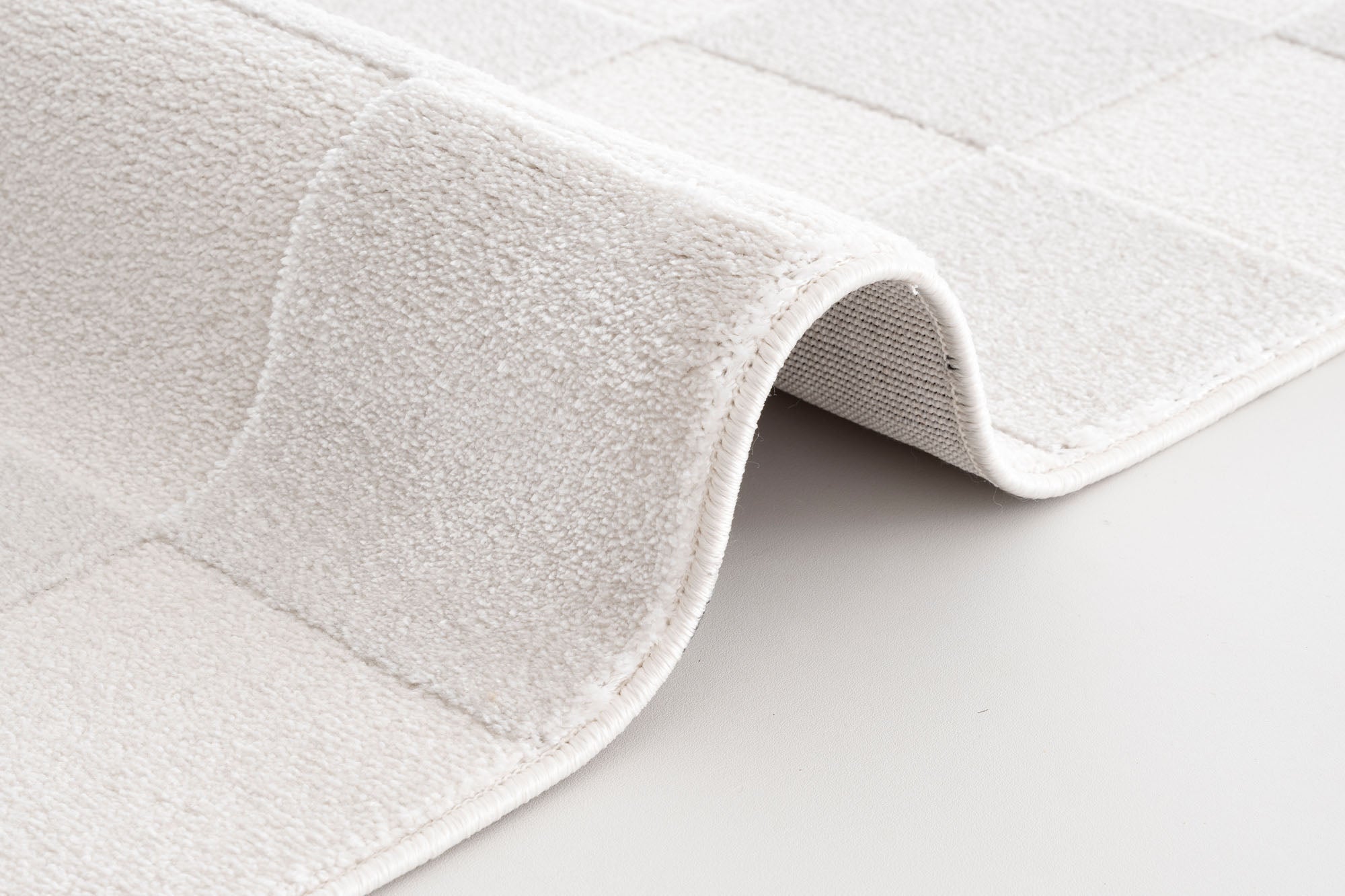 Aspen 160 Krem Modern Yumuşak Kesme Halı