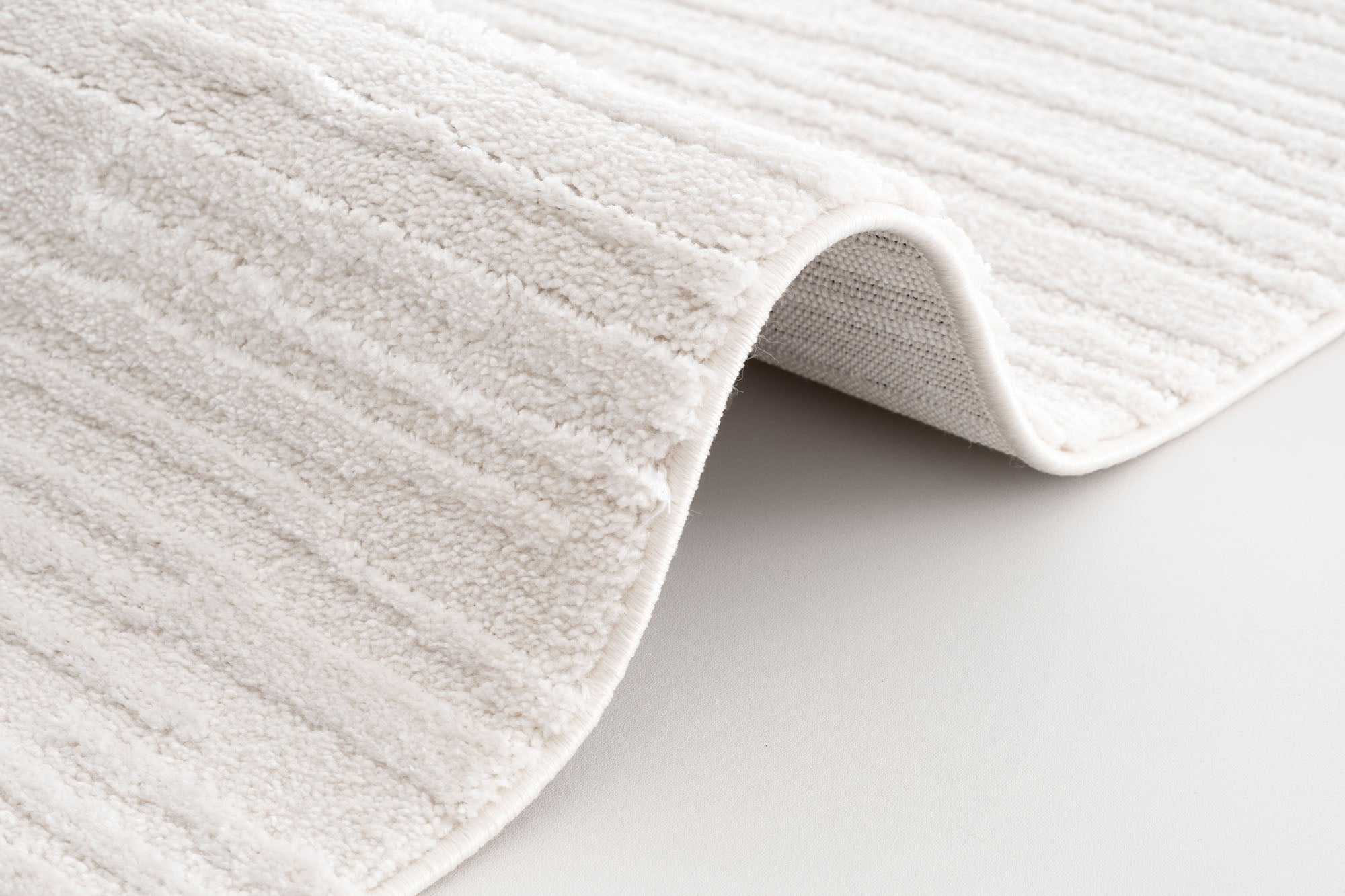 Aspen 166 Krem Modern Yumuşak Kesme Halı