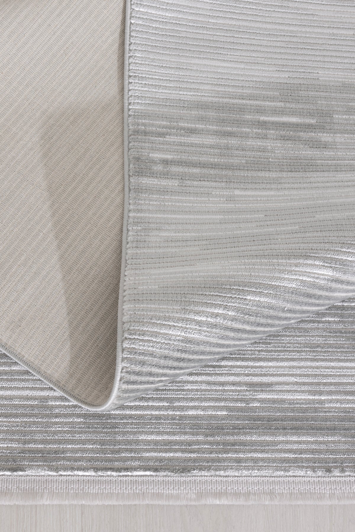 Aspen 157 Gri Modern Yumuşak Minimalist Halı