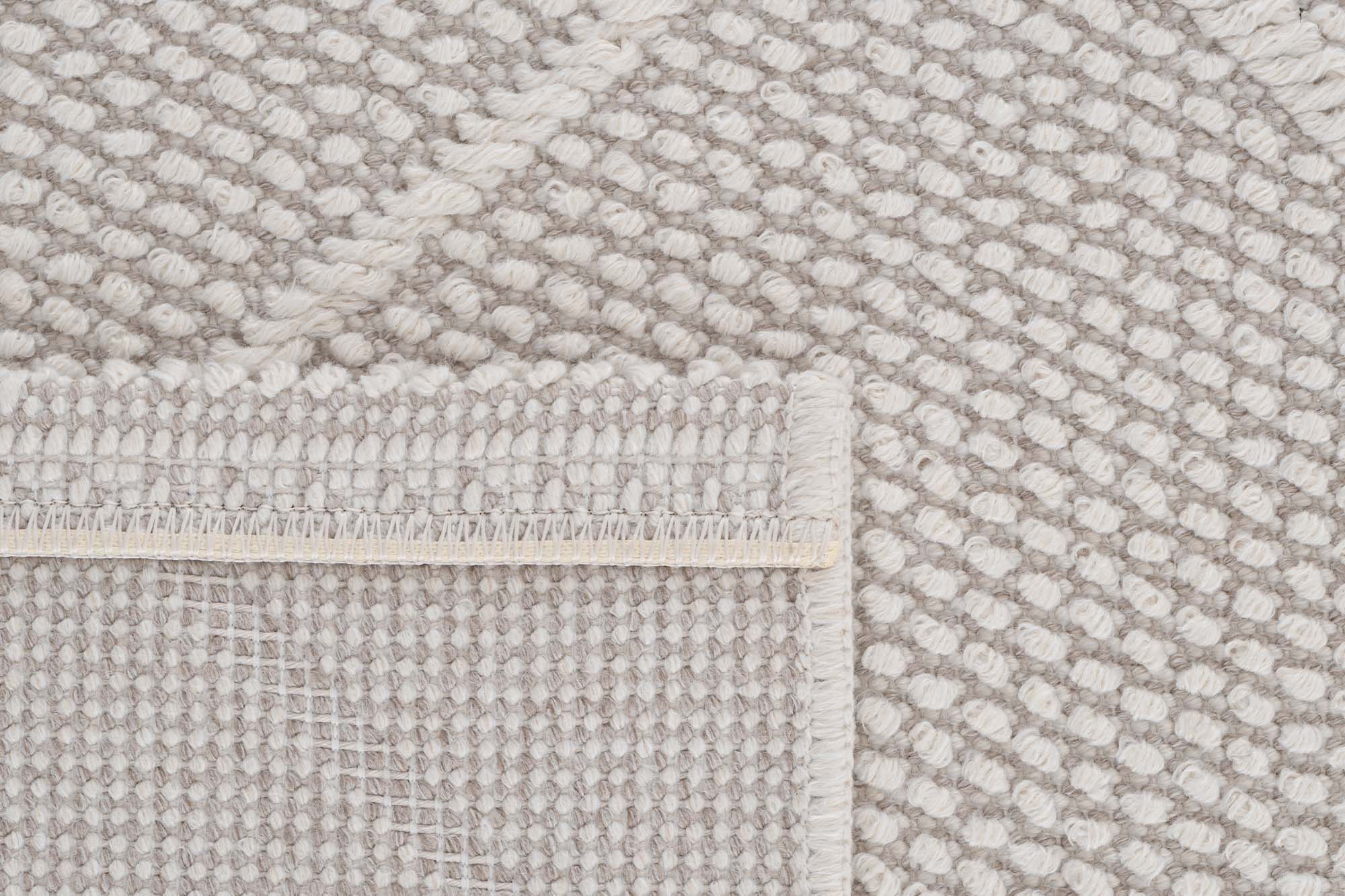 Berlin 262 Krem Yumuşak Zengin Dokulu Halı