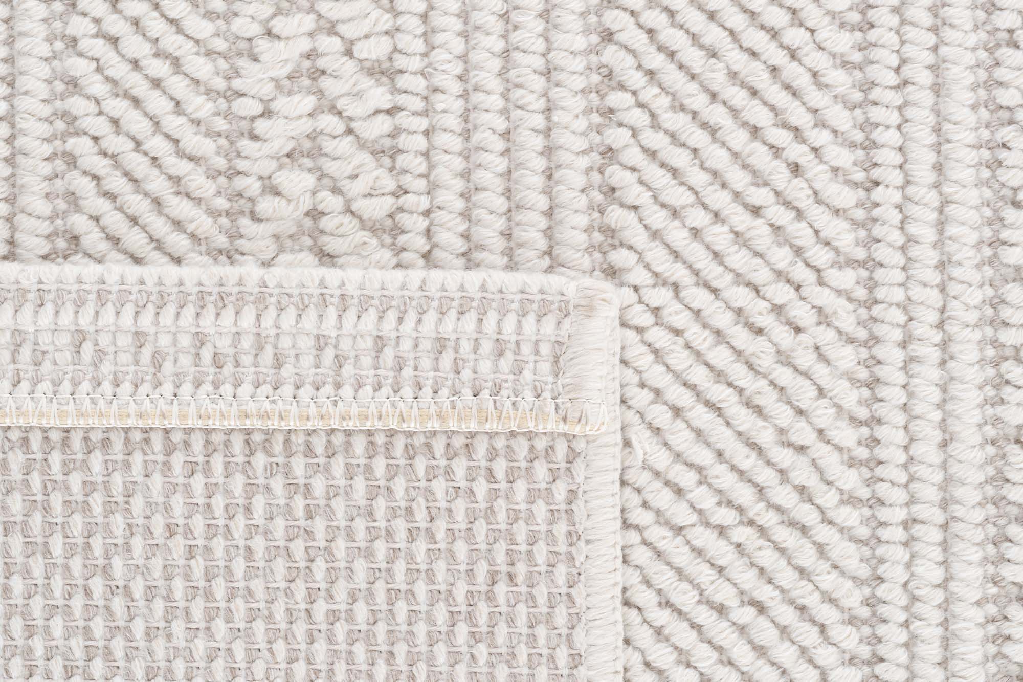 Berlin 265 Krem Yumuşak Zengin Dokulu Halı