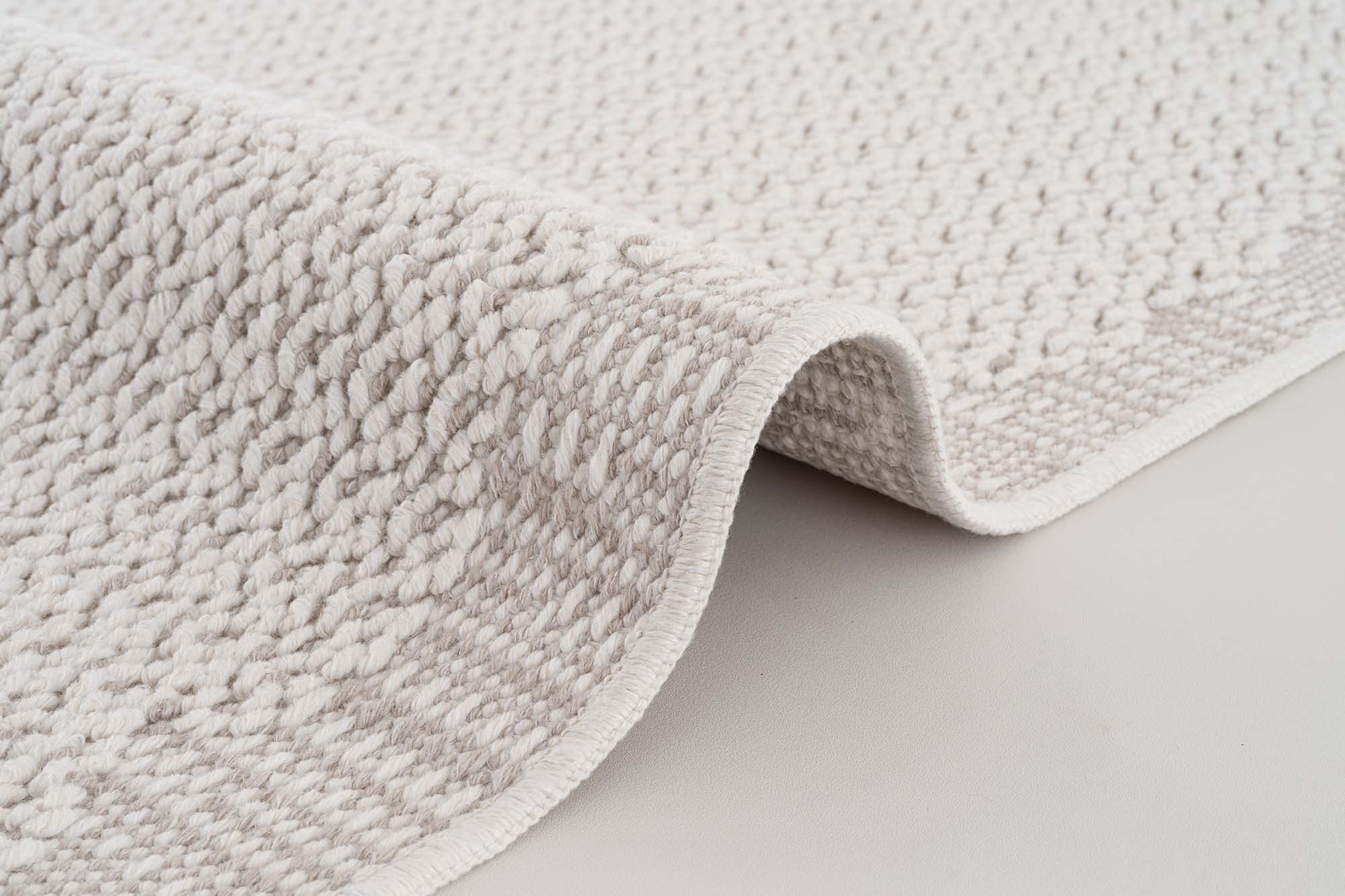 Berlin 266 Krem Vizon Yumuşak Zengin Dokulu Halı