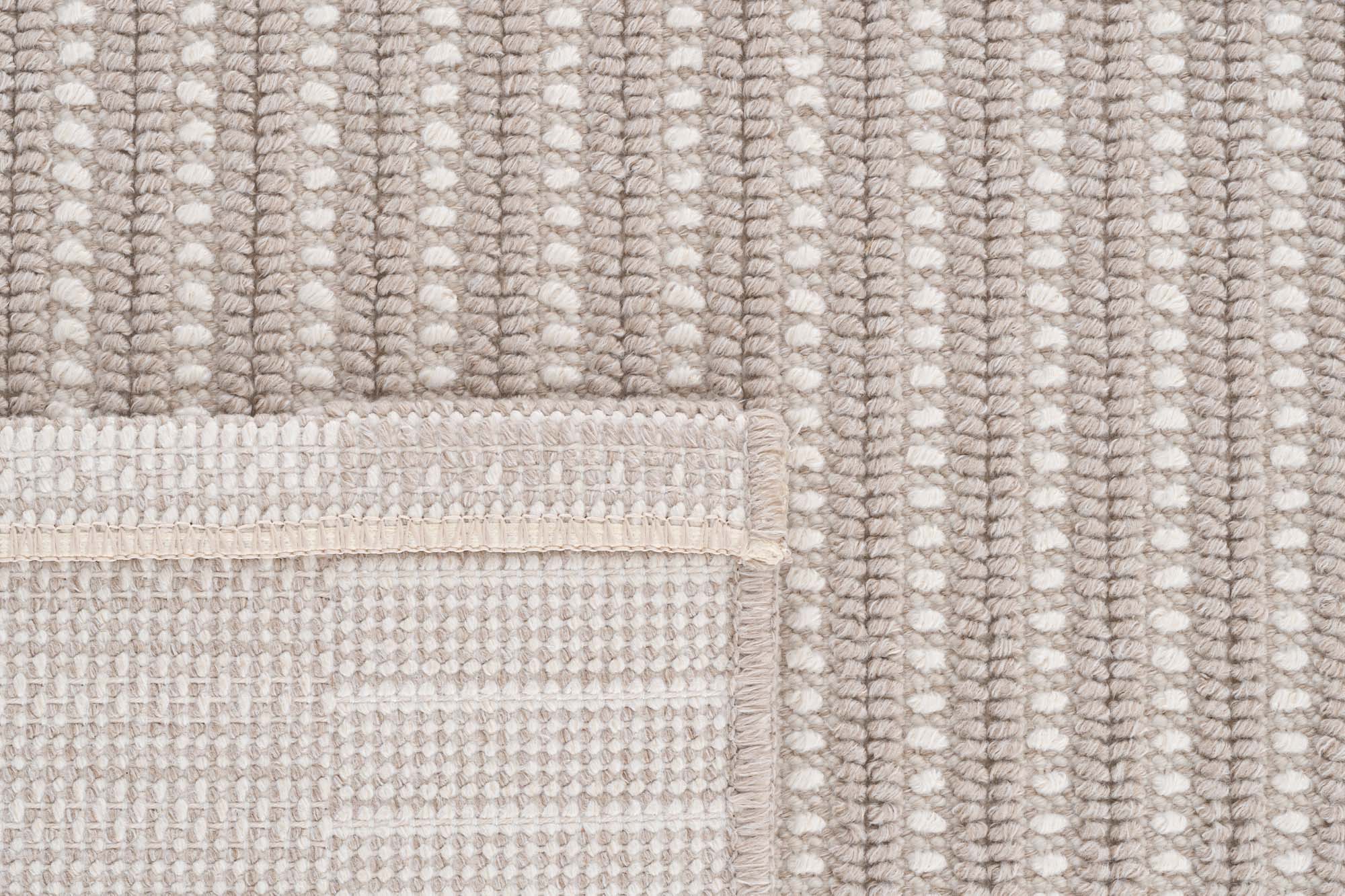 Berlin 269 Vizon Yumuşak Zengin Dokulu Halı