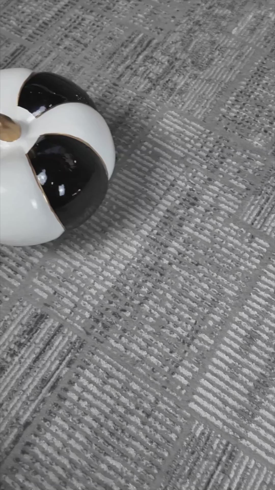 Siena 924 Antrasit Yumuşak Tuşeli Sık Dokuma Akrilik Halı