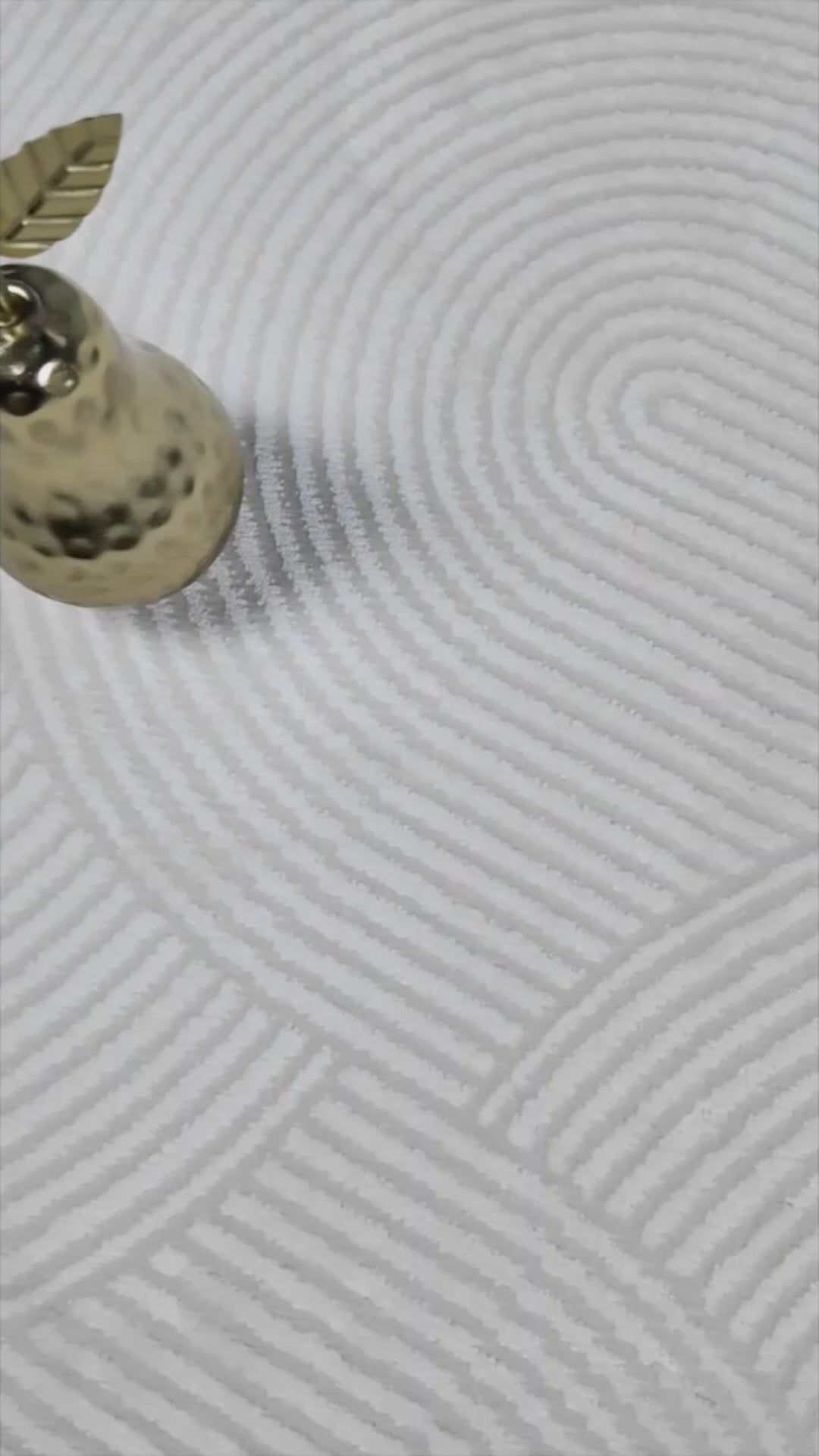 Siena 922 Krem Yumuşak Tuşeli Sık Dokuma Akrilik Halı