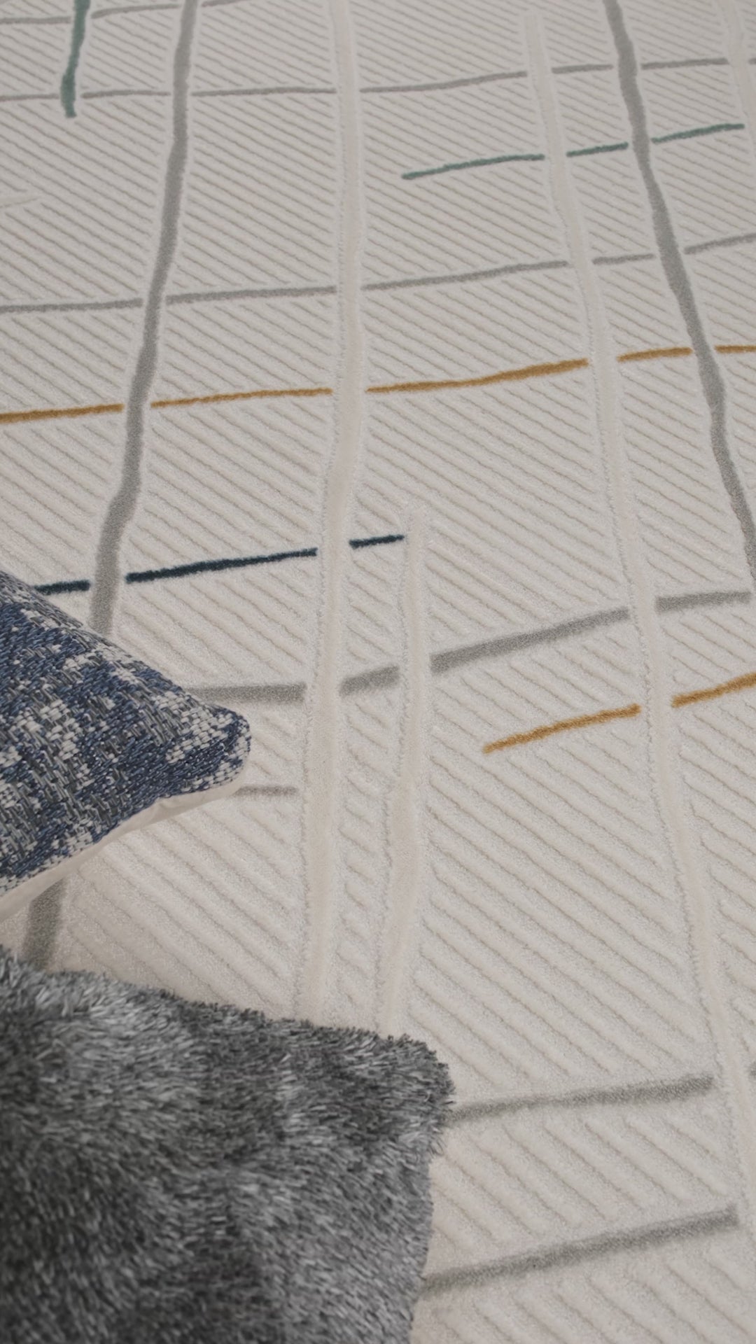 Maya 945 Renkli İskandinav Yumuşak Geometrik Kesme Halı